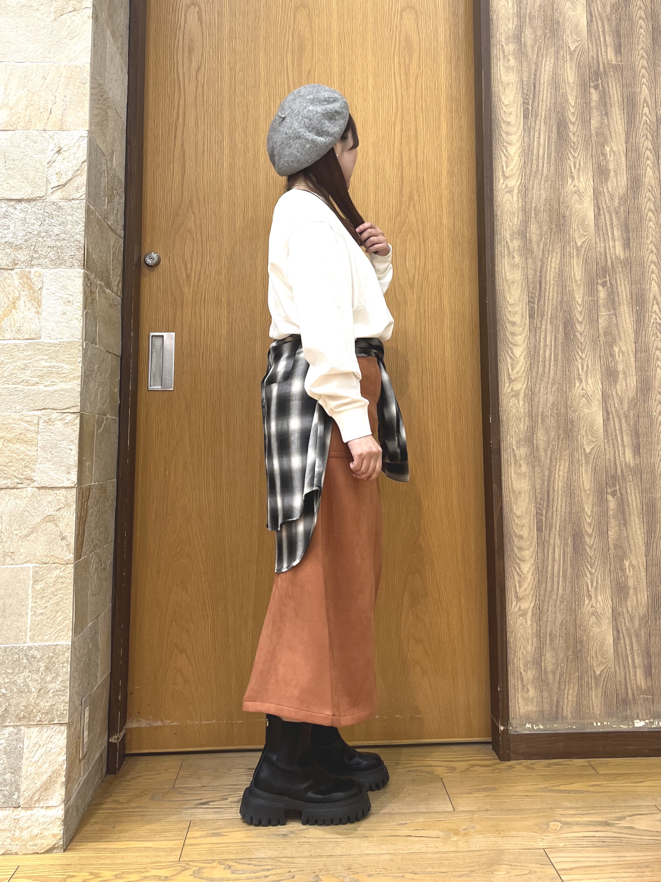 ゆっきーさんの「SHOO･LA･RUE｜【洗濯後しわになりにくい/S-LL】気分で選ぶ 大人のデイリー使いに ベーシックシャツ」を使ったコーディネート