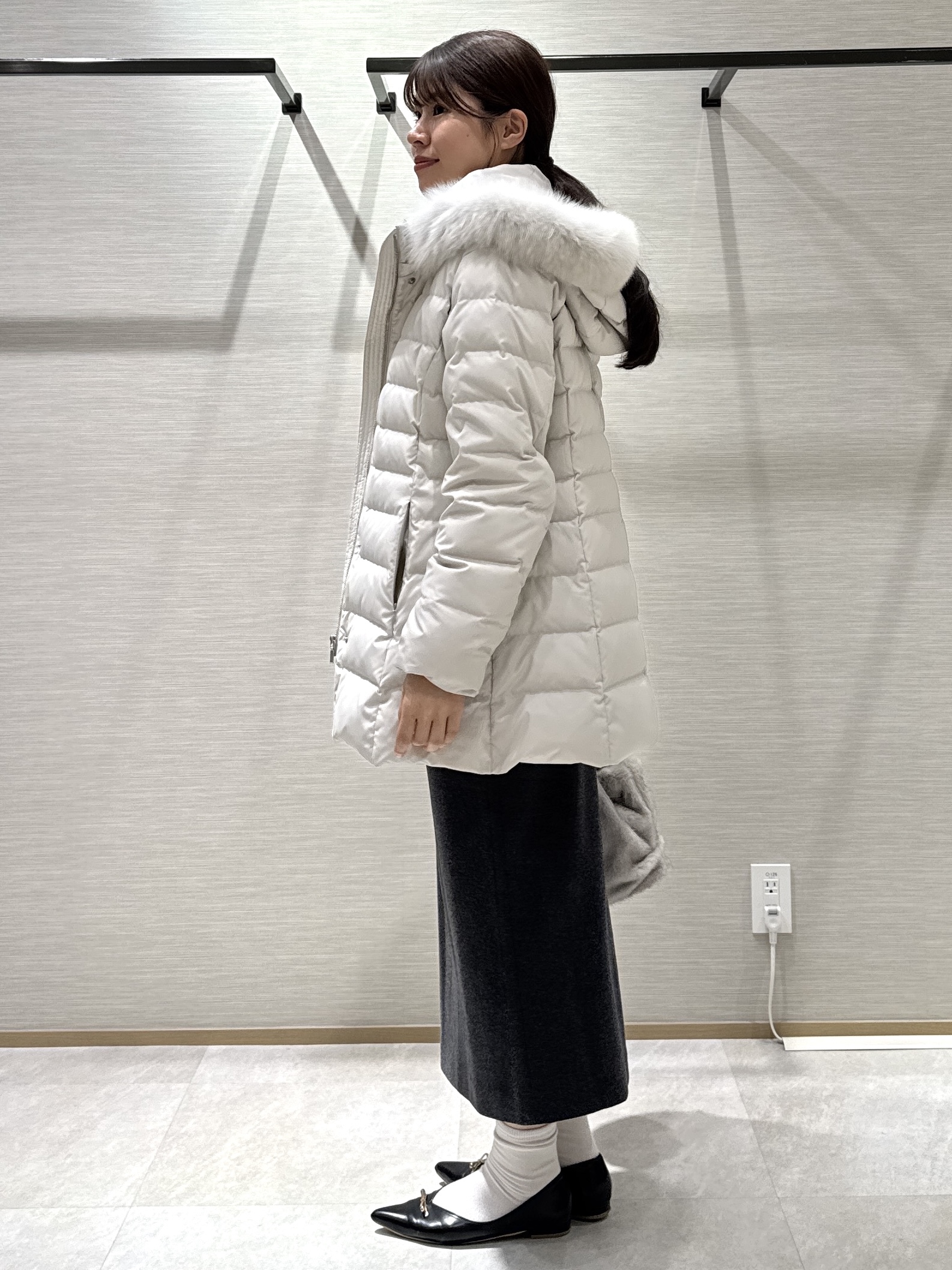 nanaさんの「UNTITLED｜【セットアップ可/スウェットライク】袖口シャツドッキングプルオーバー」を使ったコーディネート