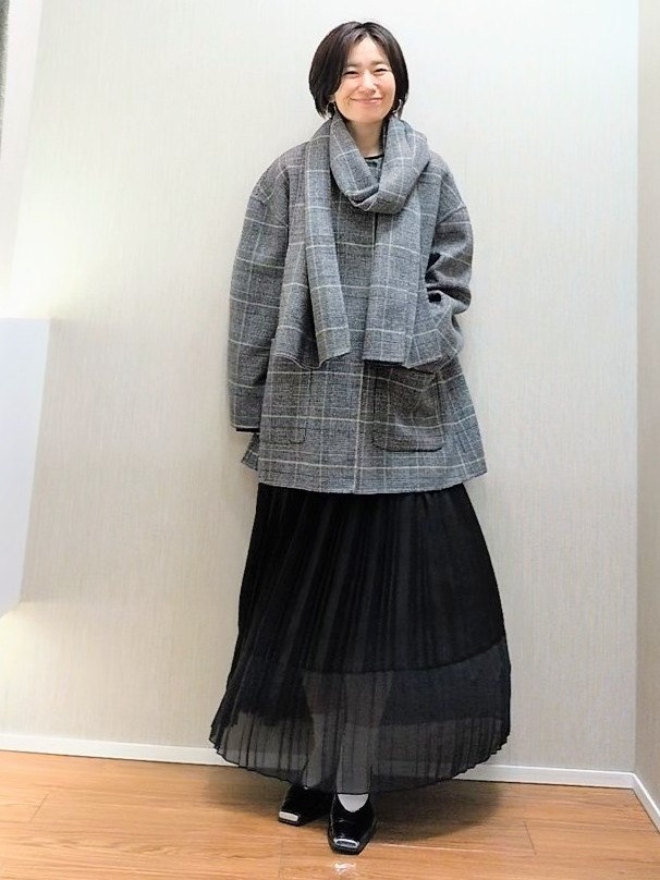 ミズタさんの「UNTITLED｜【マフラー付き/ゆったり】リバーコート」を使ったコーディネート