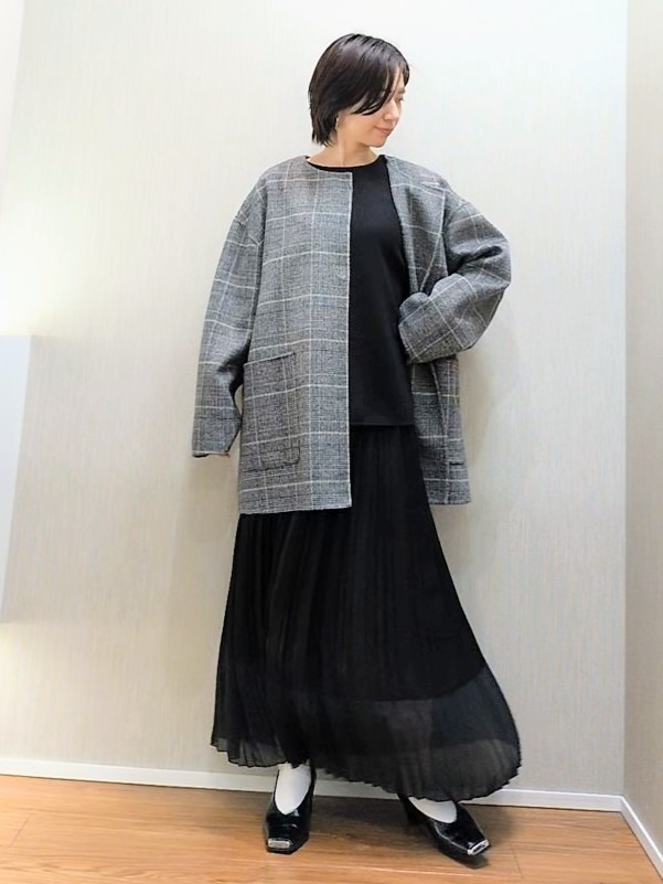 ミズタさんの「UNTITLED｜【マフラー付き/ゆったり】リバーコート」を使ったコーディネート