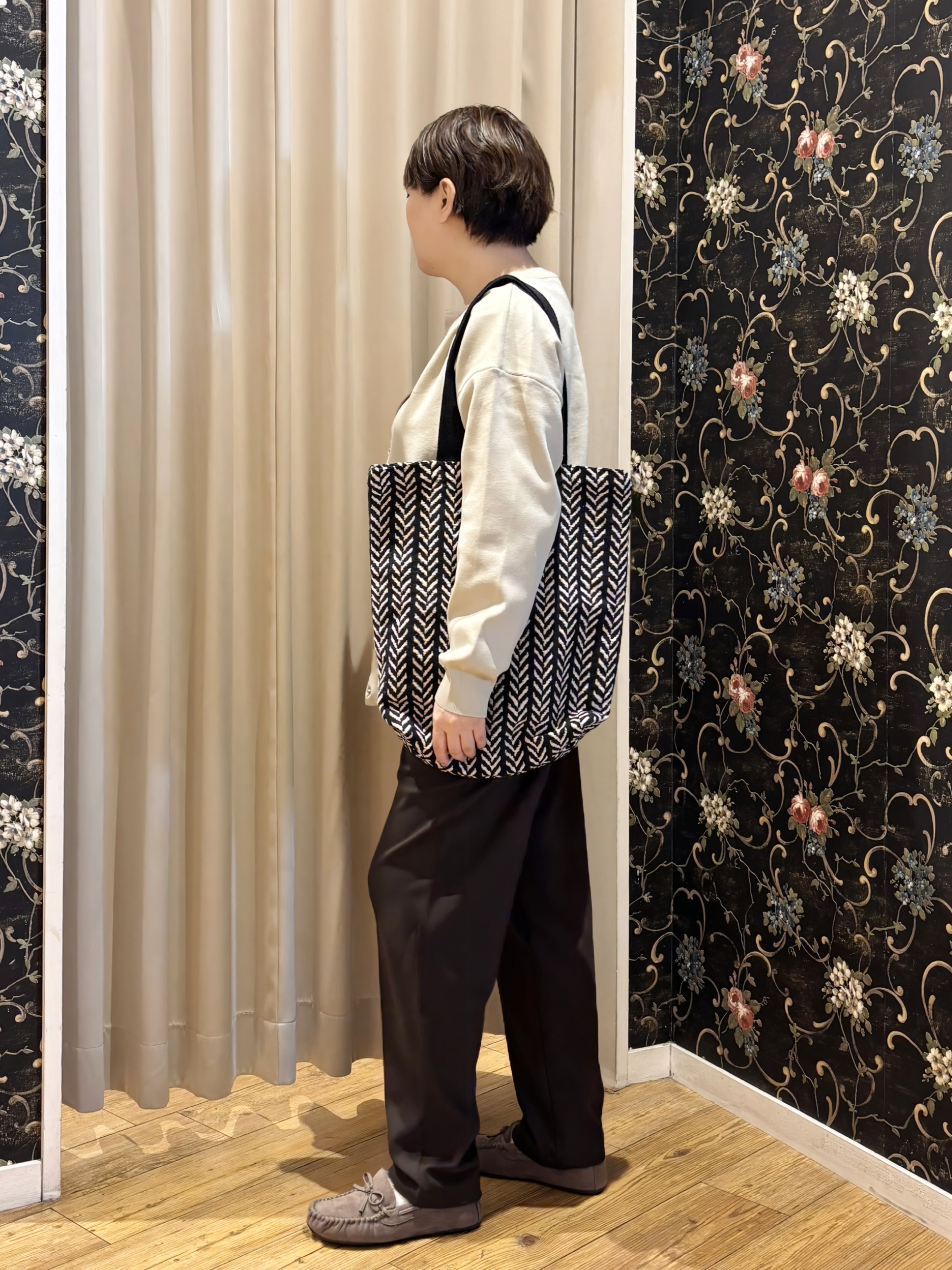 たみさんの「SHOO･LA･RUE｜【セットアップ可/洗濯機可】軽やかに羽織れる スポンディッシュ ニットカーディガン」を使ったコーディネート