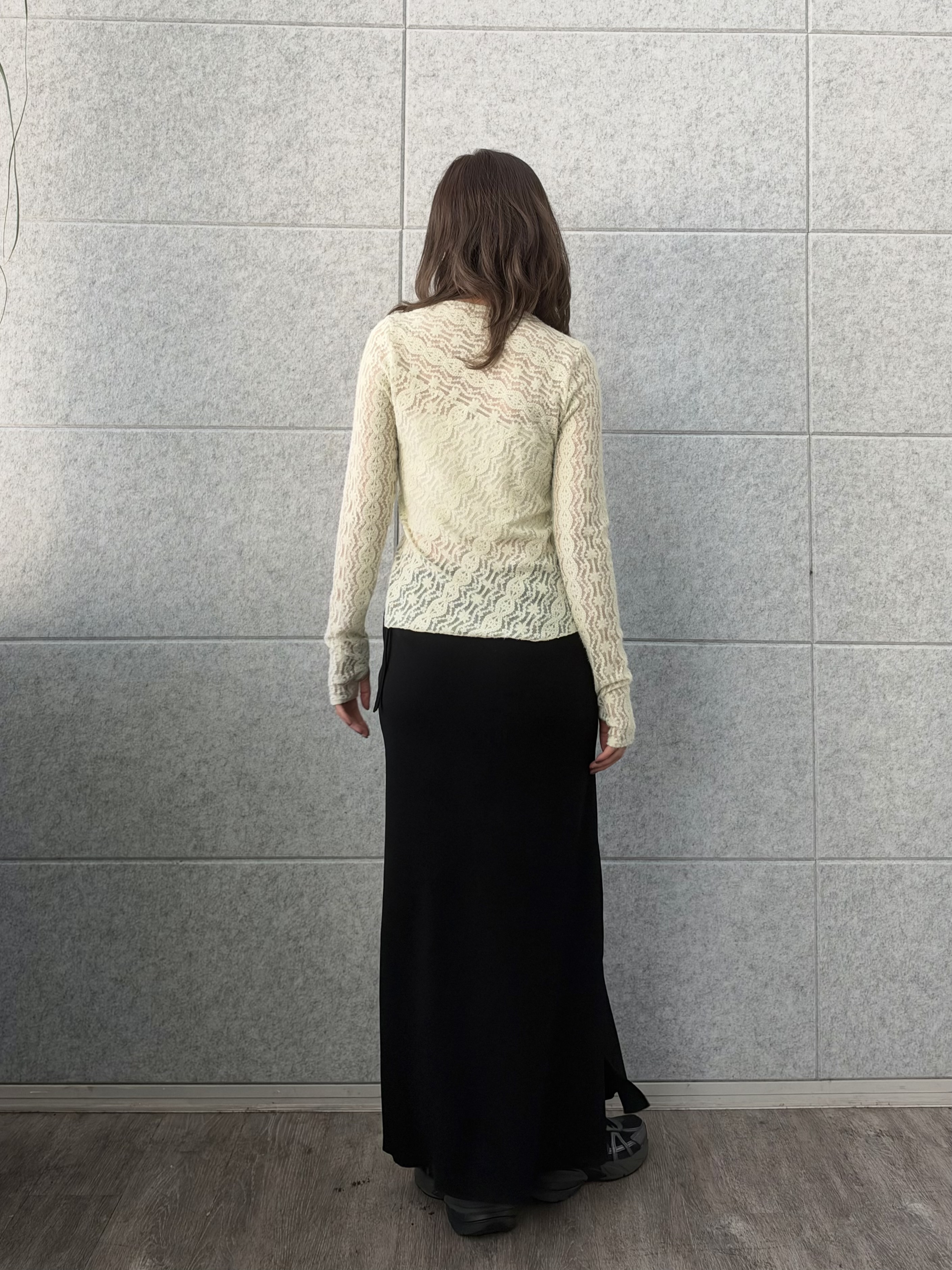 uchi__yamaさんの「CODE A｜veil lace asymmetry top」を使ったコーディネート