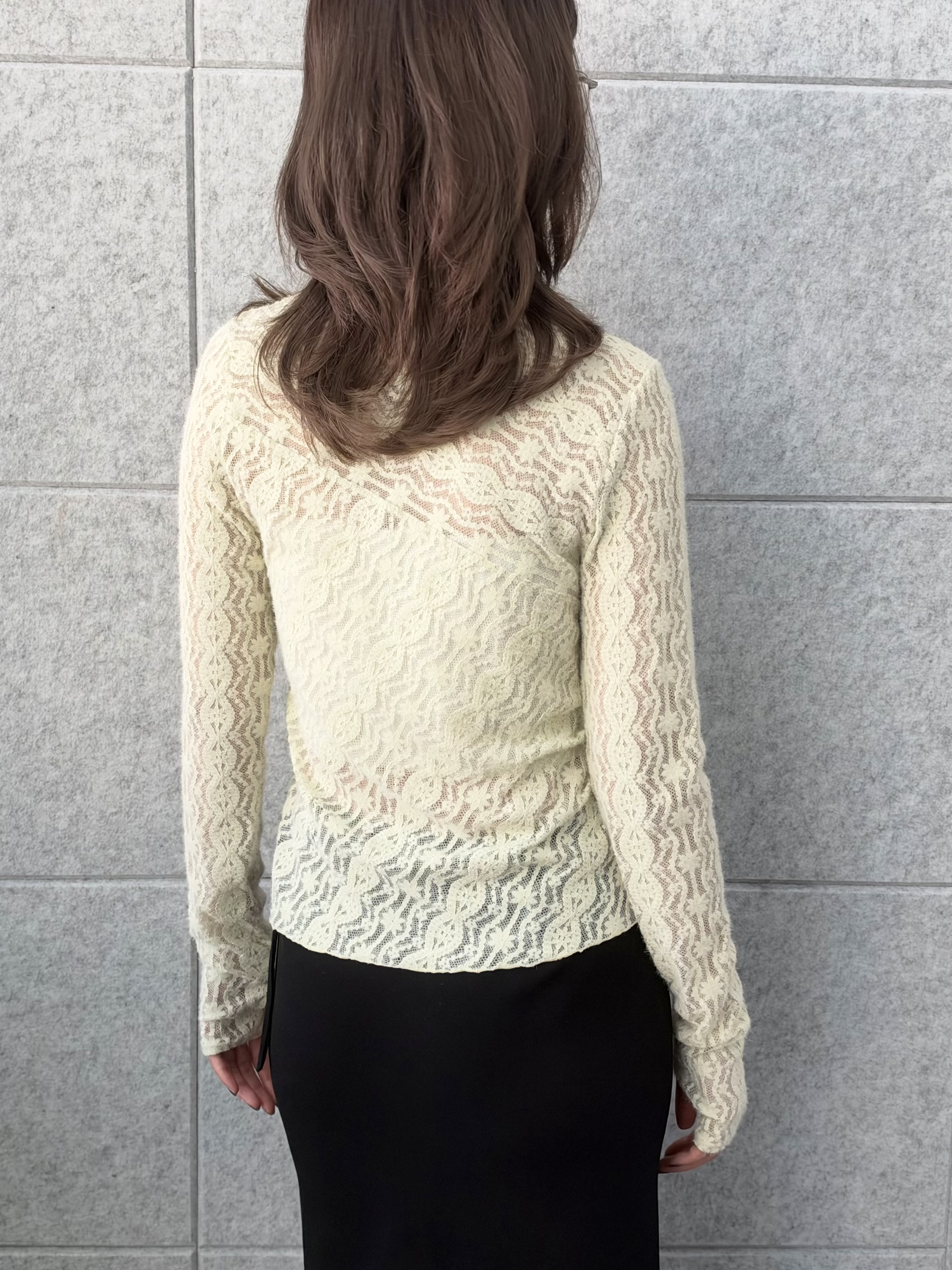 uchi__yamaさんの「CODE A｜veil lace asymmetry top」を使ったコーディネート