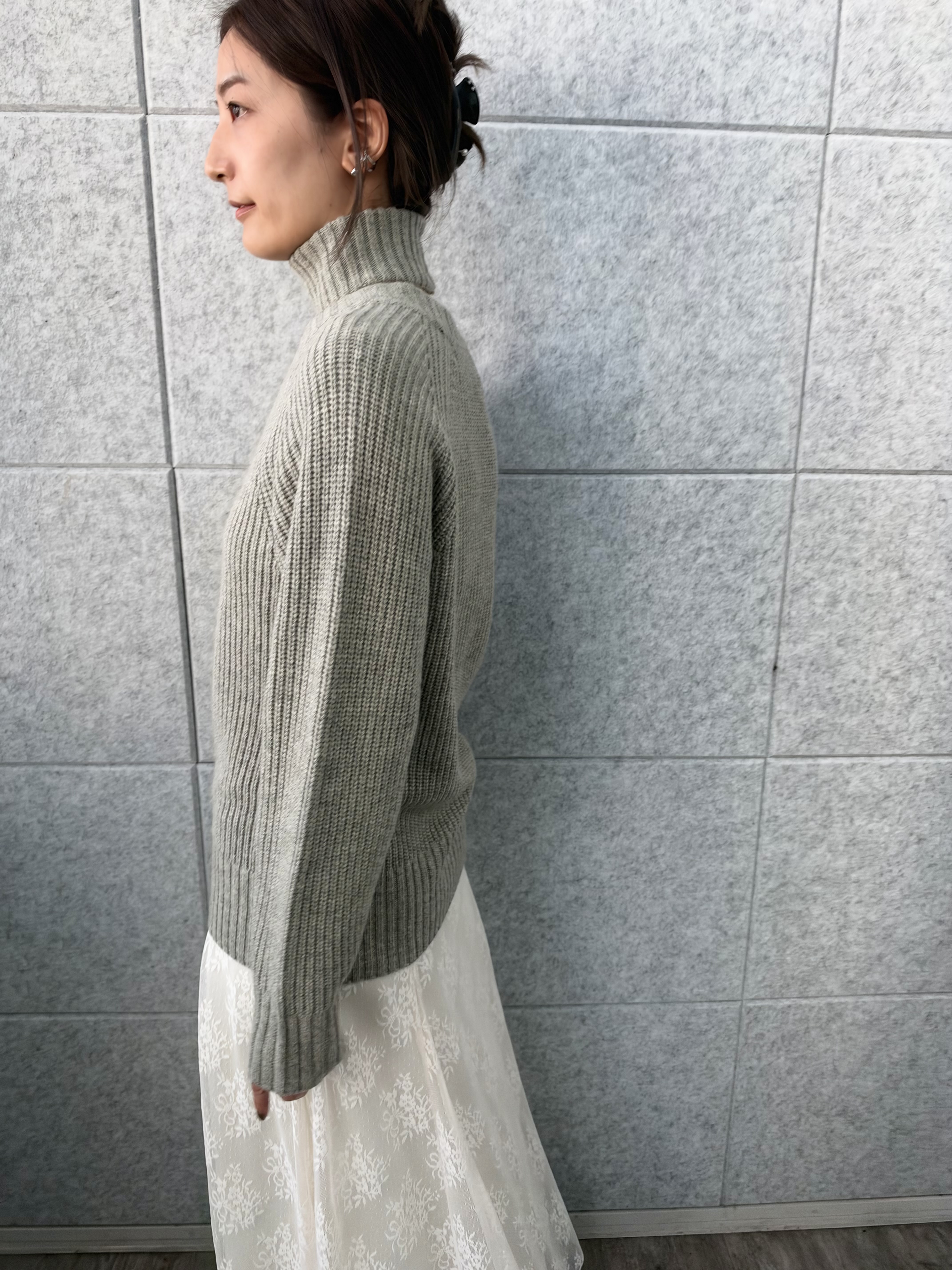 uchi__yamaさんの「CODE A｜【Re】dual form zip knit」を使ったコーディネート