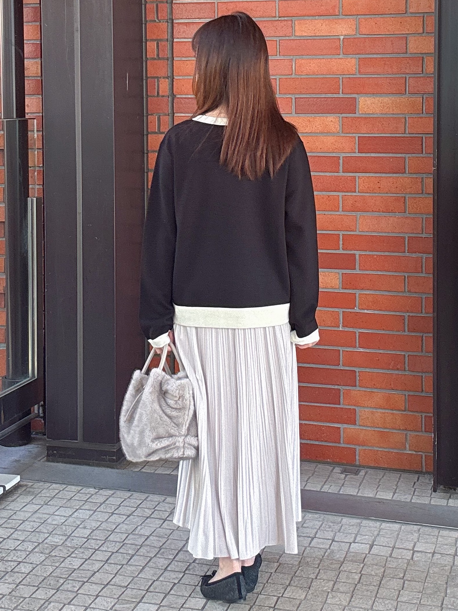 makiさんの「UNTITLED｜【アンサンブル可/上品映え】モールラインクルーネックニット」を使ったコーディネート