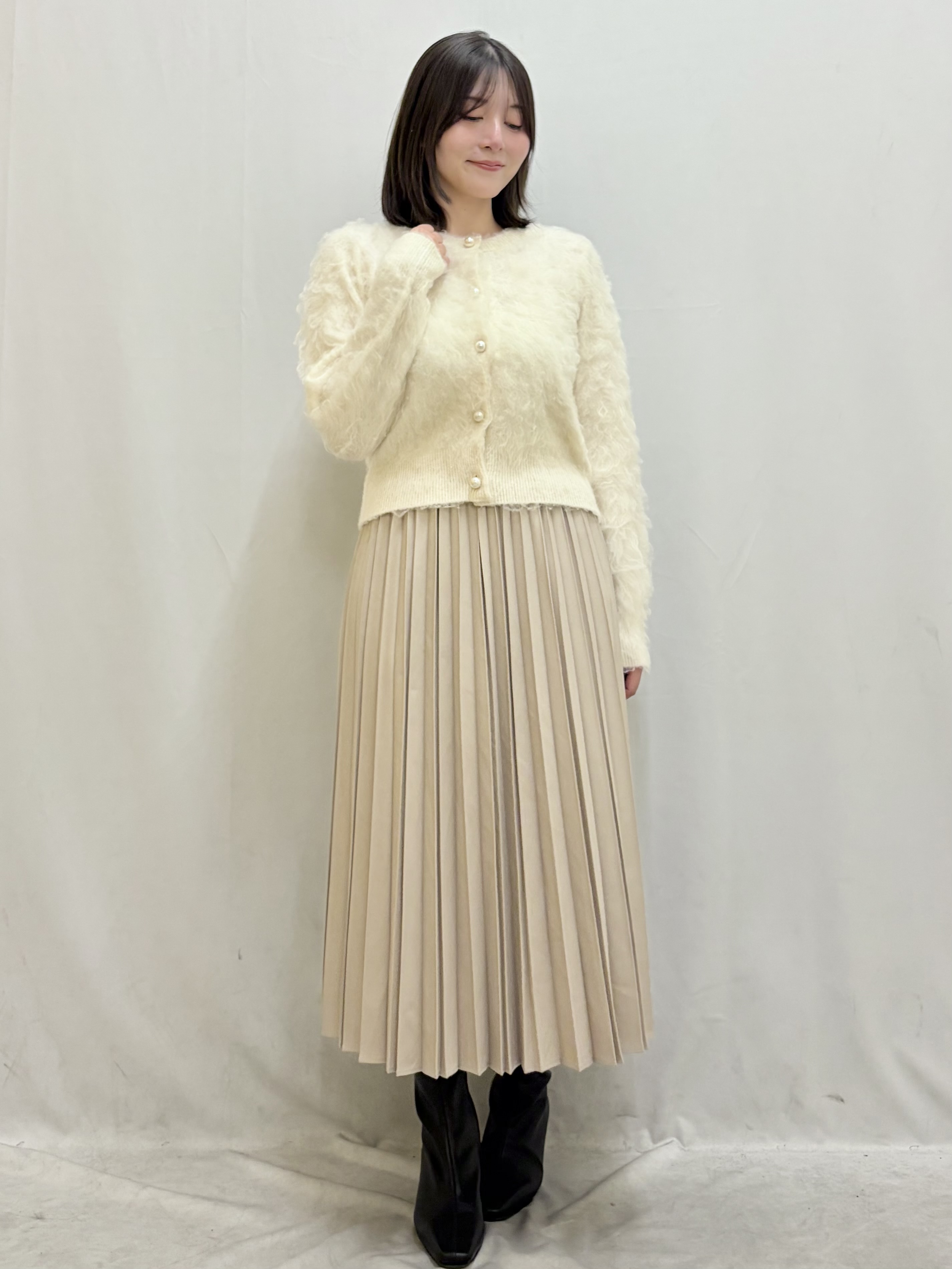 kasumiさんの「index｜【洗える】ふんわりシャギーカーディガン」を使ったコーディネート