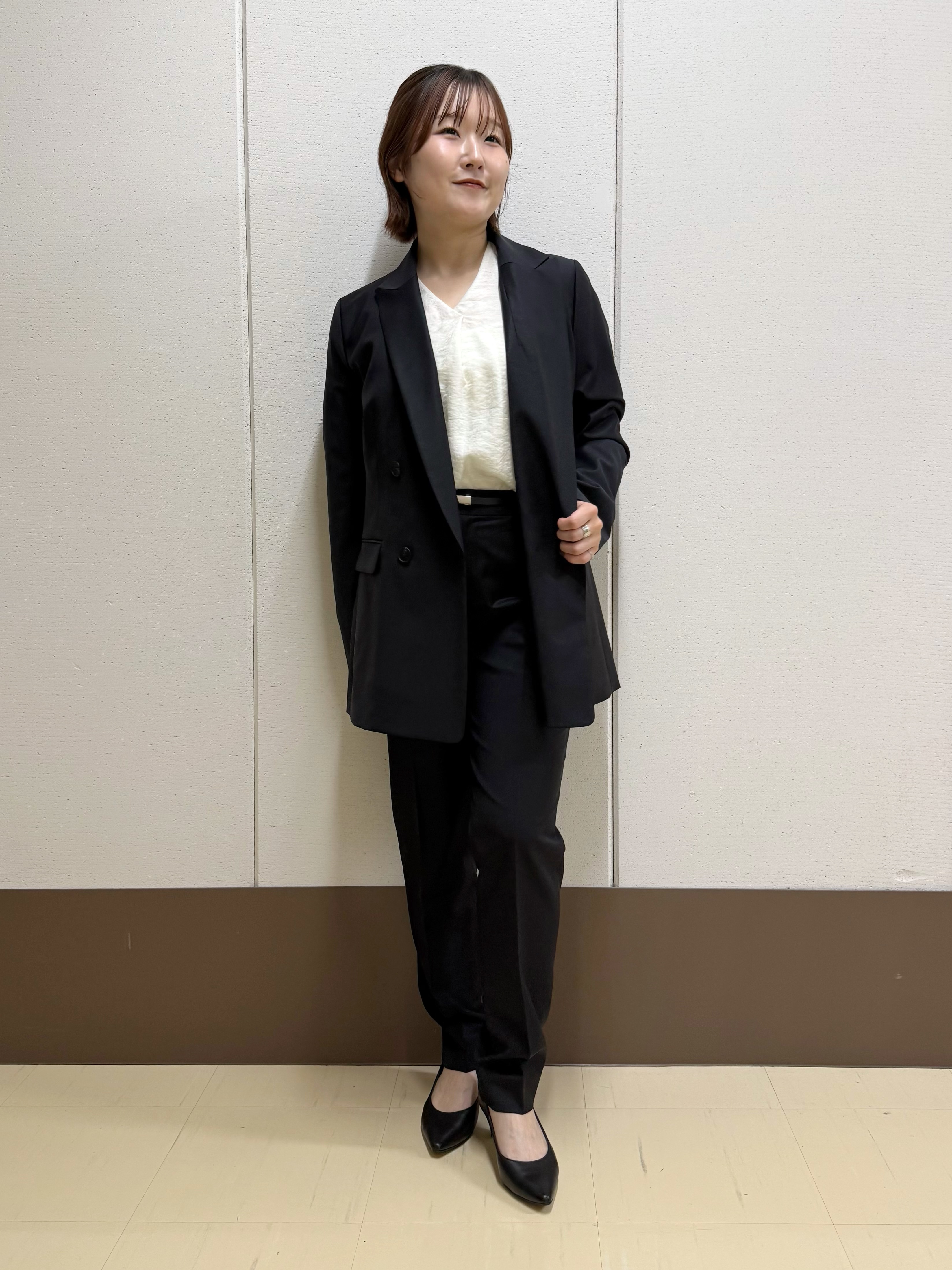 Rikoさんの「INDIVI｜【日本製／シルク混】ジャカードVネックブラウス」を使ったコーディネート