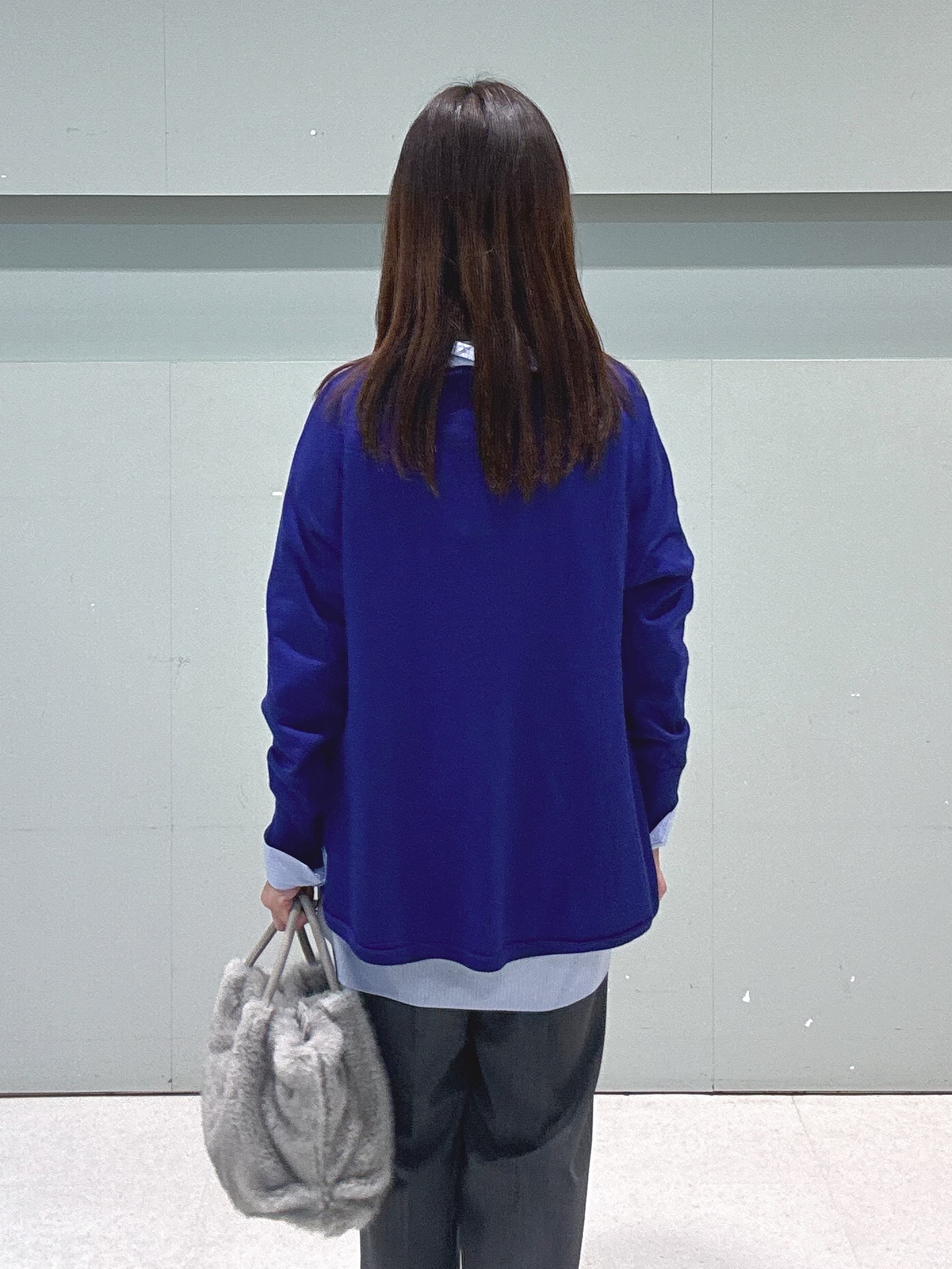 makiさんの「UNTITLED｜【きれいに体型カバー/8色展開】Aラインシルエットニットプルオーバー」を使ったコーディネート