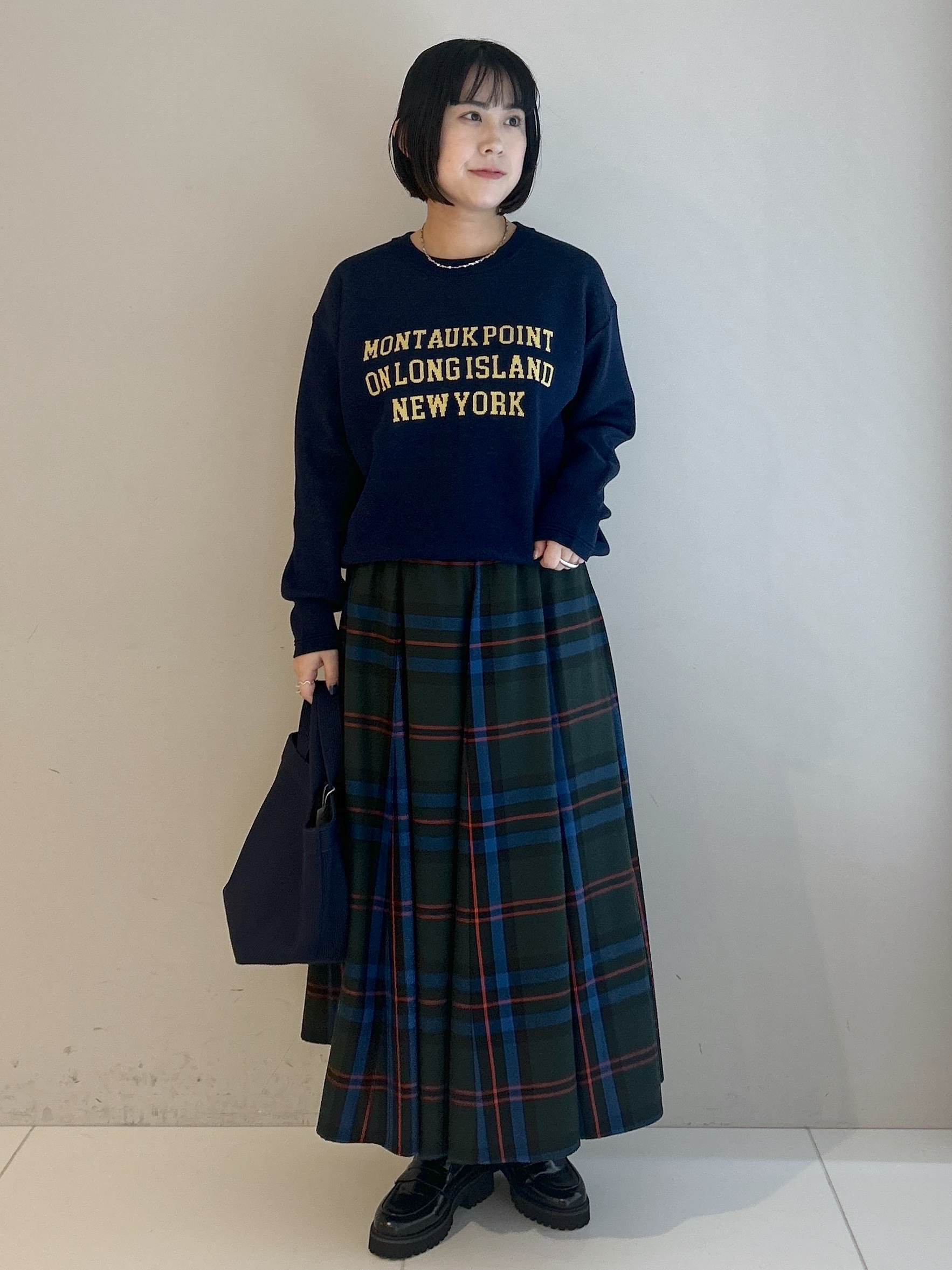 Hirokaさんの「Dessin｜【店頭人気/洗濯機OK/秋レイヤード】スウェットライク ロゴニット」を使ったコーディネート