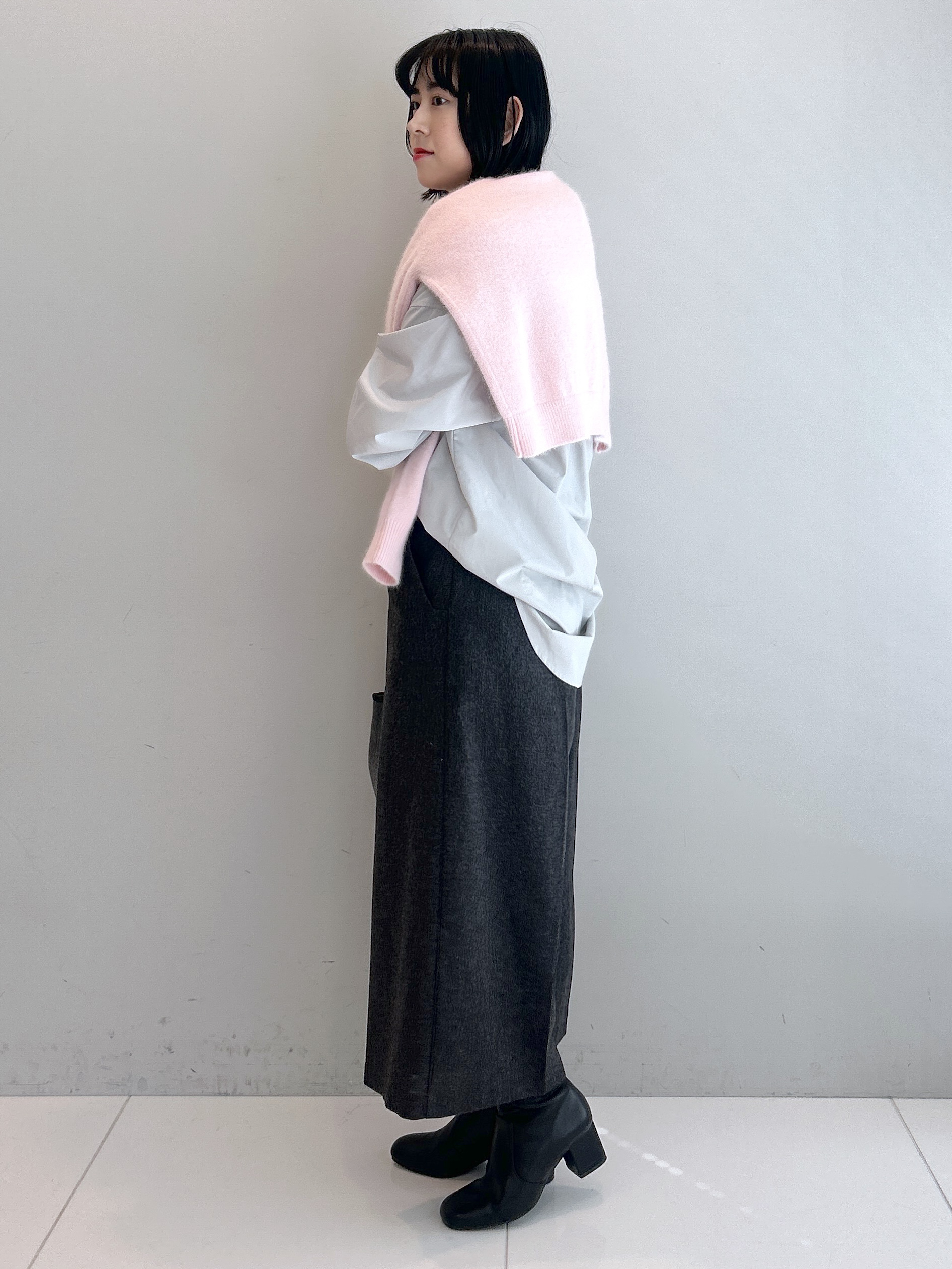 Hirokaさんの「Dessin｜【洗える/オンオフ着られる】袖裏ワンポイント刺繍 オーバーシャツ」を使ったコーディネート