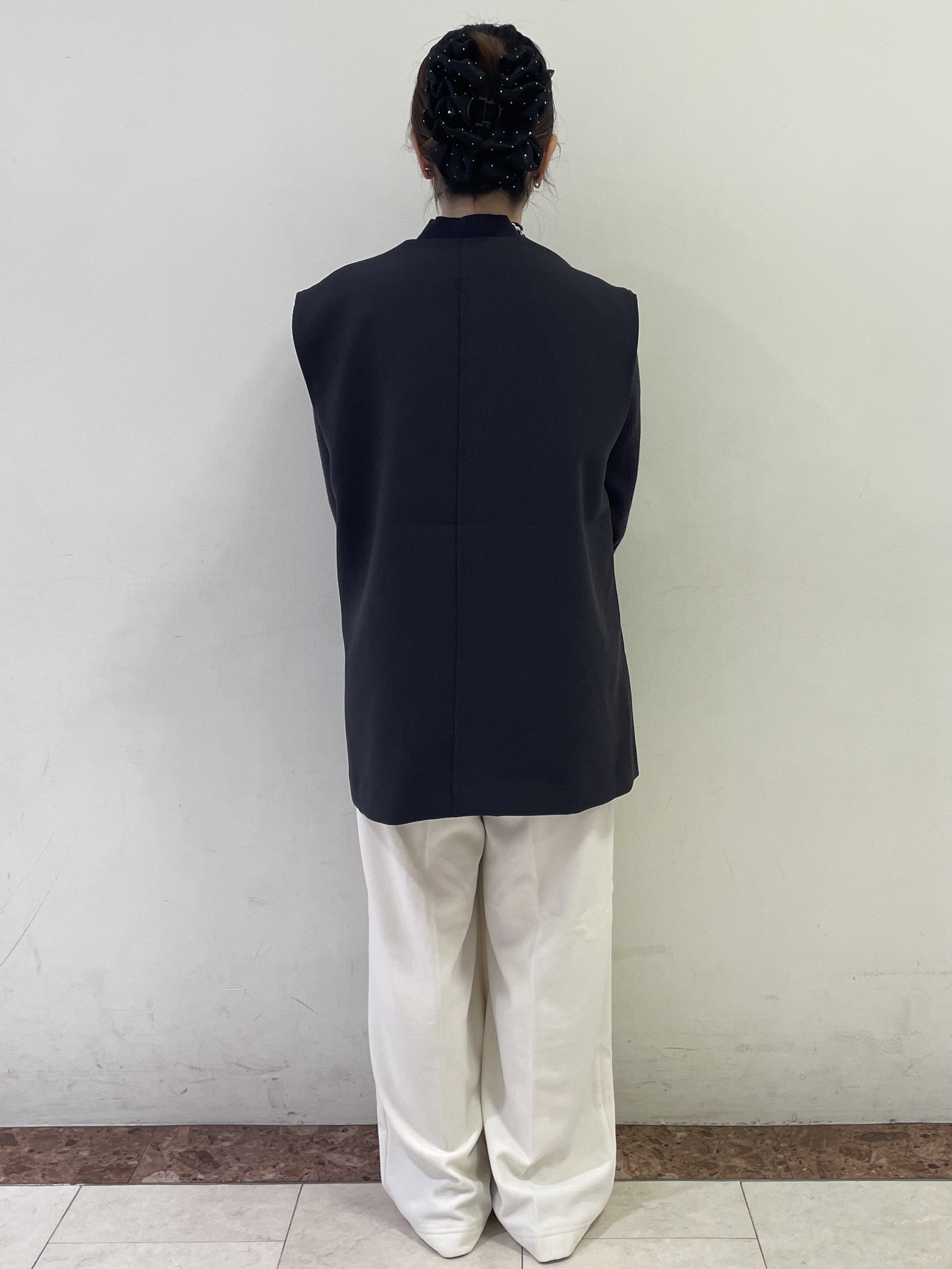 Rikoさんの「OPAQUE.CLIP｜《ツインセット》Vネックベスト&times;ハイネックリブニット【洗濯機OK】」を使ったコーディネート