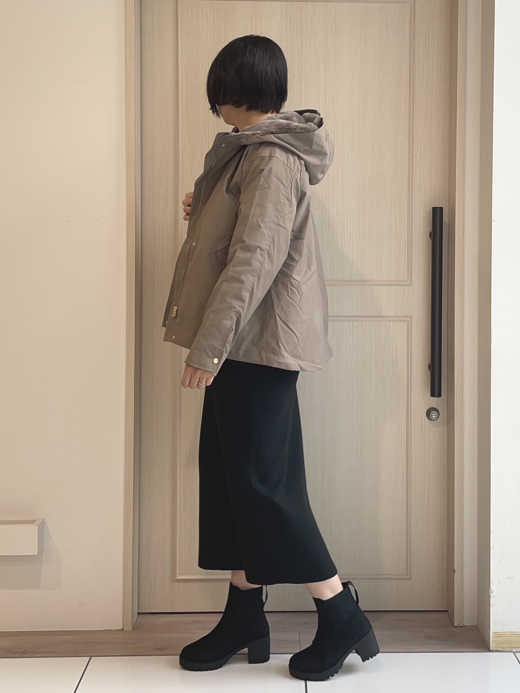 大畠和沙さんの「SHOO･LA･RUE｜【洗濯機可/撥水/マルチWAY】ファーライナー付き 毎日欲張りマンパ」を使ったコーディネート
