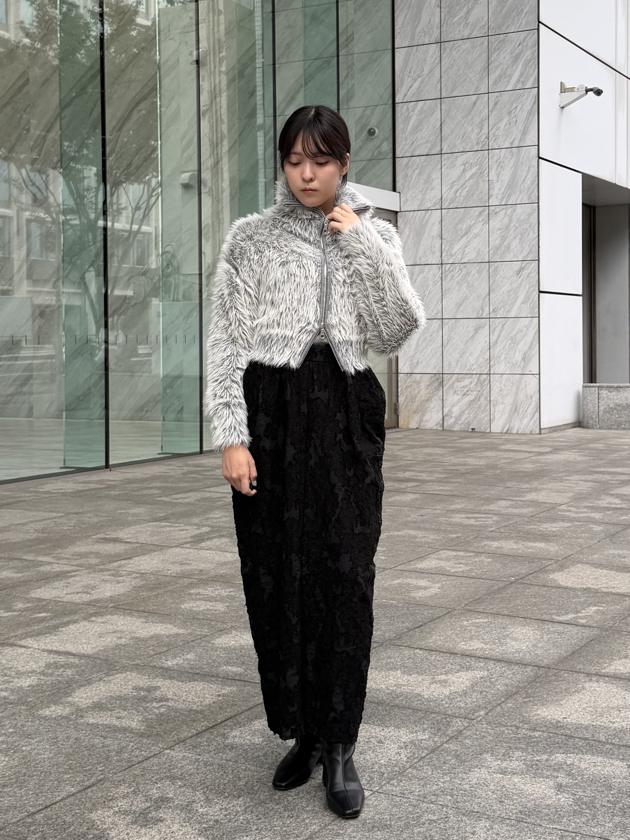 ririkaさんの「INDIVI｜シアースパンコールハイネックニット」を使ったコーディネート
