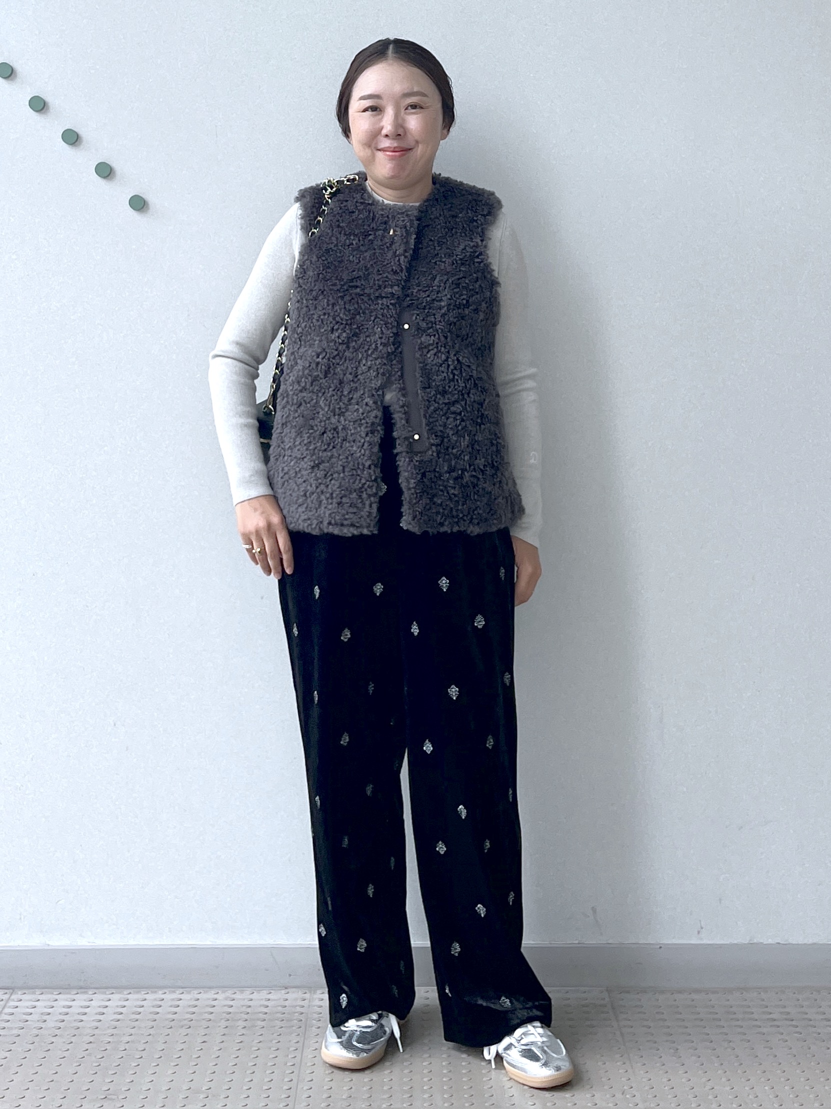 Soeさんの「DRESSTERIOR｜エコファージレ」を使ったコーディネート