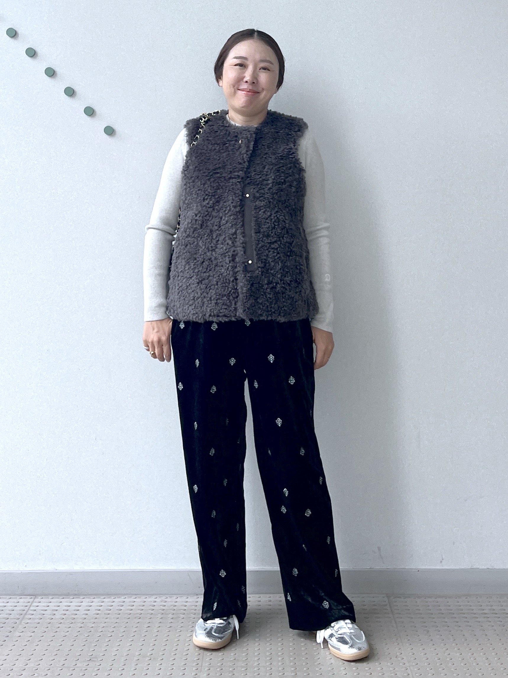 Soeさんの「DRESSTERIOR｜エコファージレ」を使ったコーディネート