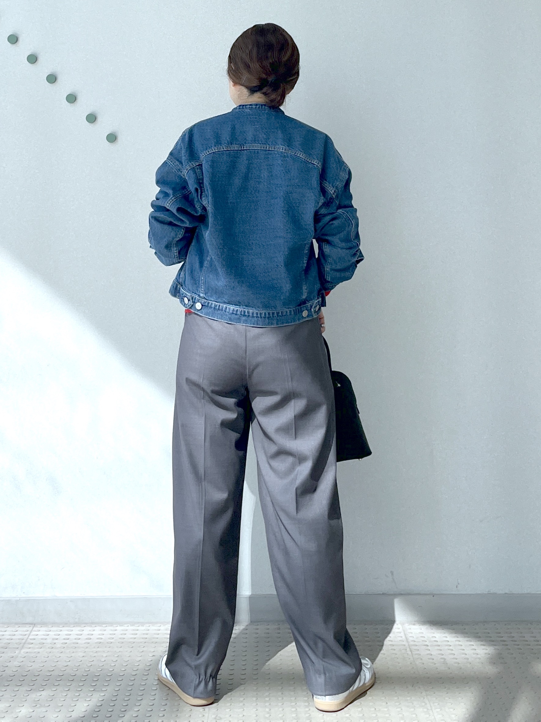 Soeさんの「DRESSTERIOR｜【ウォッシャブル】ヴィンテージバンドカラーGジャン」を使ったコーディネート