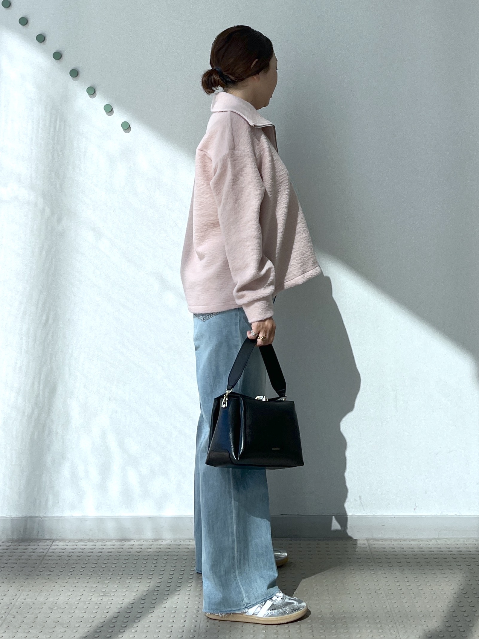 Soeさんの「DRESSTERIOR｜イタリアンスライバー ハーフジッププルオーバー」を使ったコーディネート
