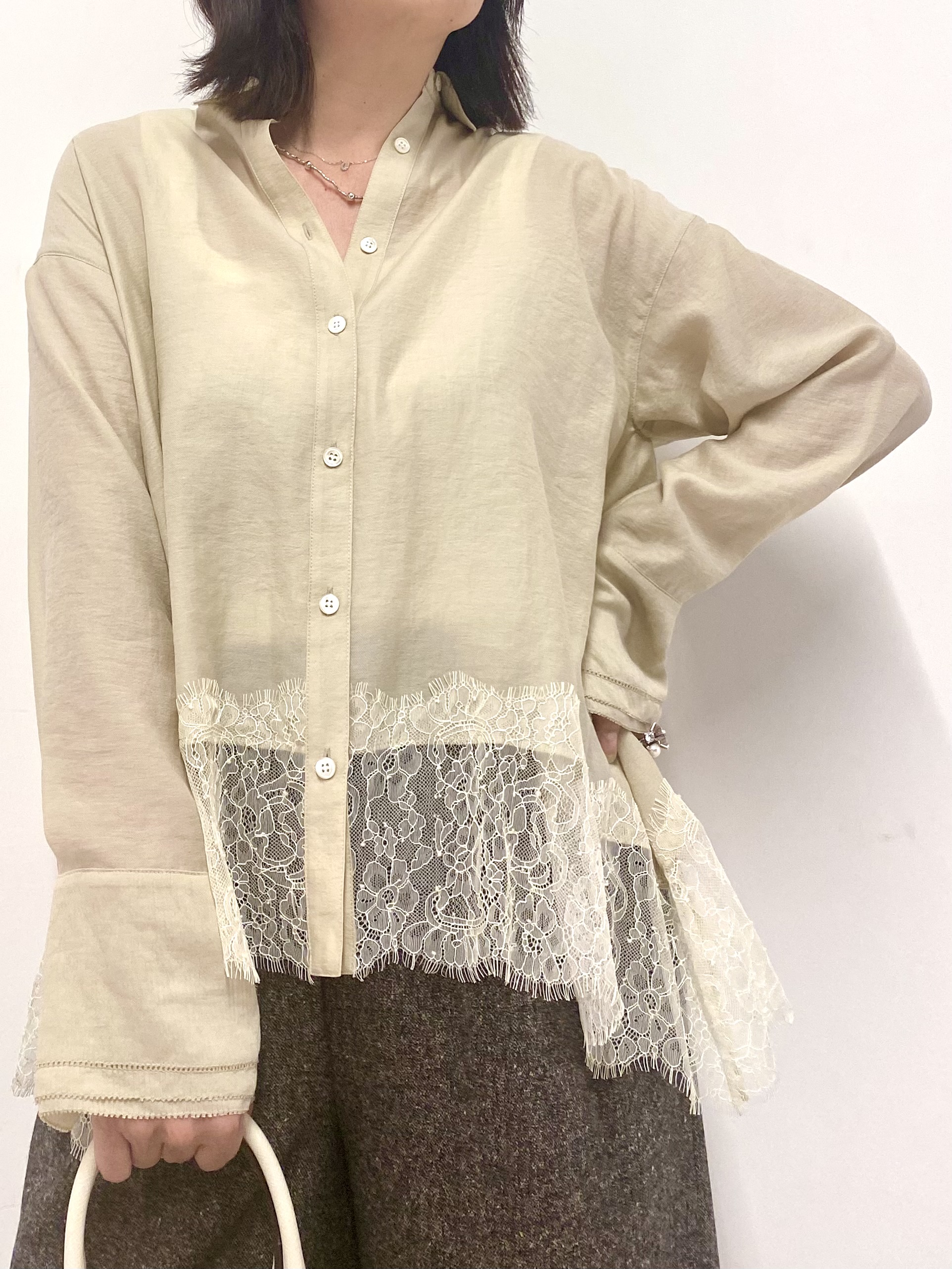 Sawaguchiさんの「DRESSTERIOR｜ヴィンテージライク レーストリムシャツ」を使ったコーディネート