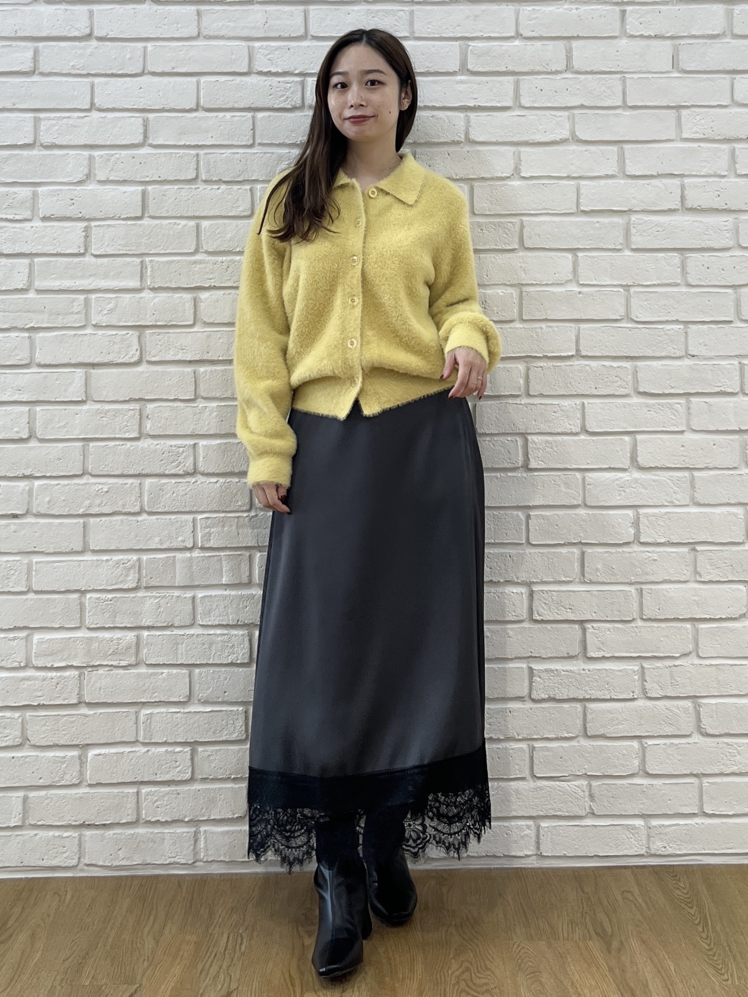 Saekoさんの「OPAQUE.CLIP｜フェザー襟付きニットカーディガン【洗濯機OK】」を使ったコーディネート