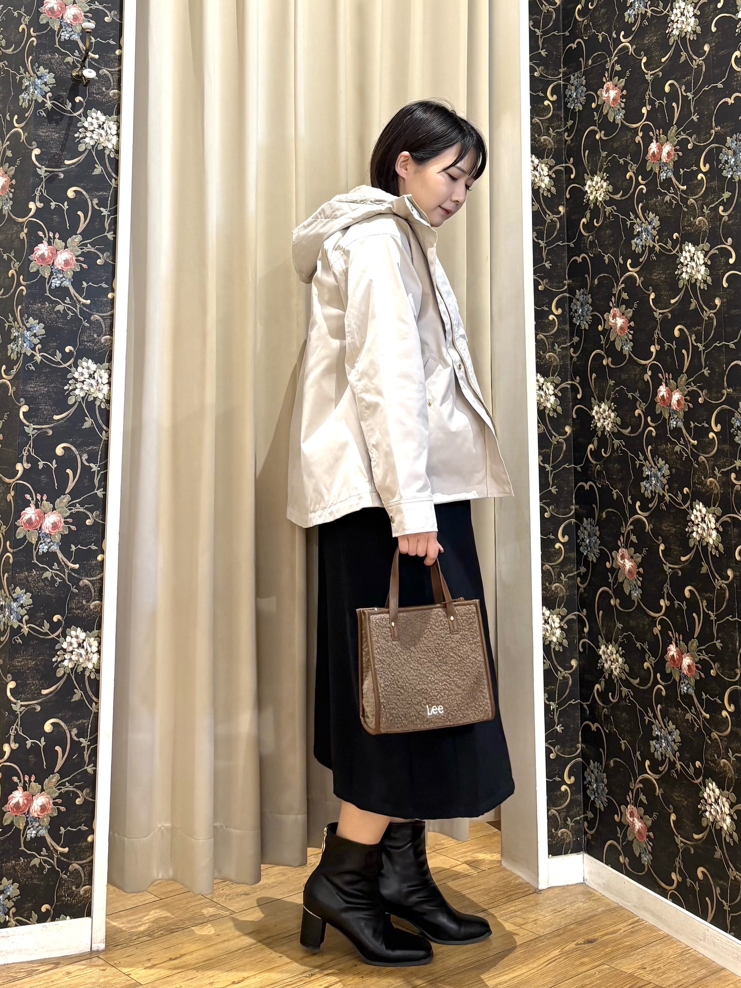 ネリさんの「SHOO･LA･RUE｜【洗濯機可/撥水/マルチWAY】ファーライナー付き 毎日欲張りマンパ」を使ったコーディネート