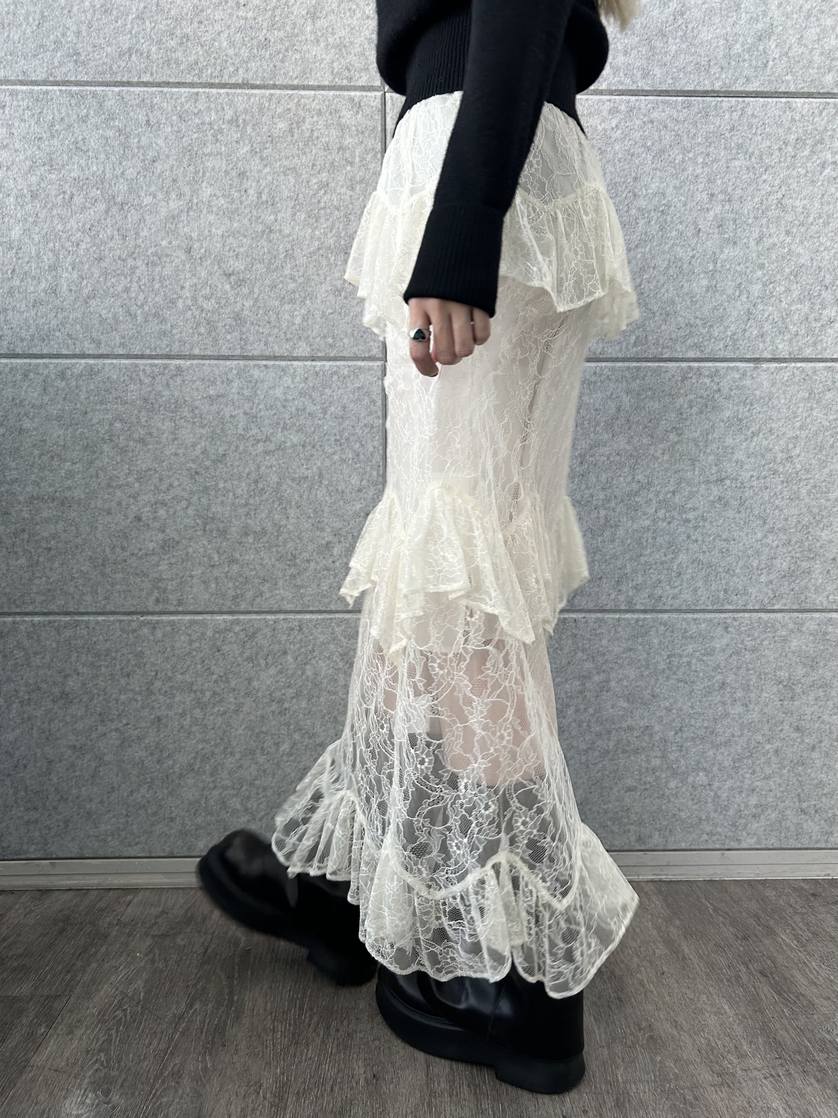 honoka Aさんの「CODE A｜layered veil lace skirt」を使ったコーディネート