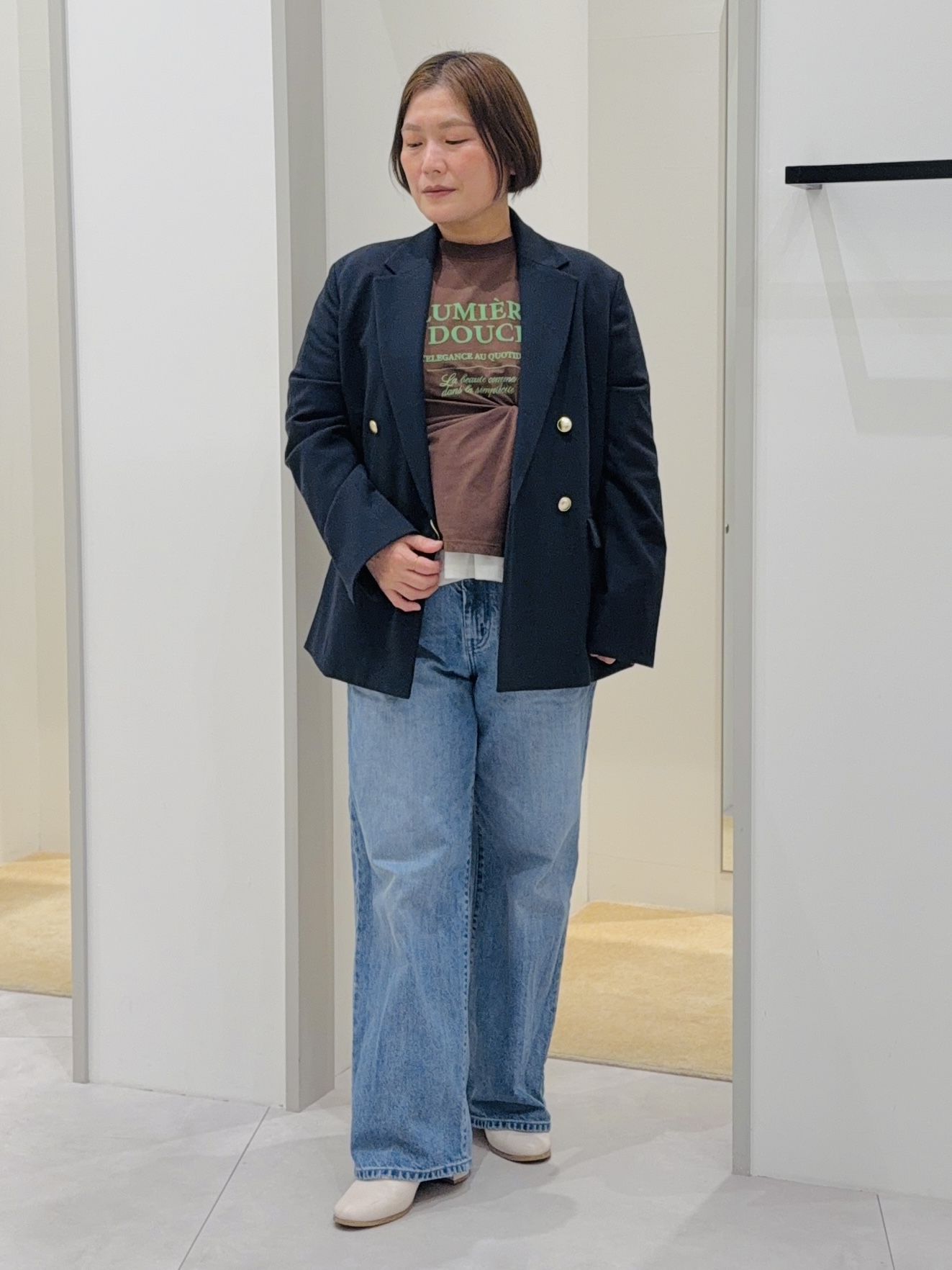 タナさんの「THE SHOP TK｜クラシカルな雰囲気 ダブルブレストジャケット」を使ったコーディネート