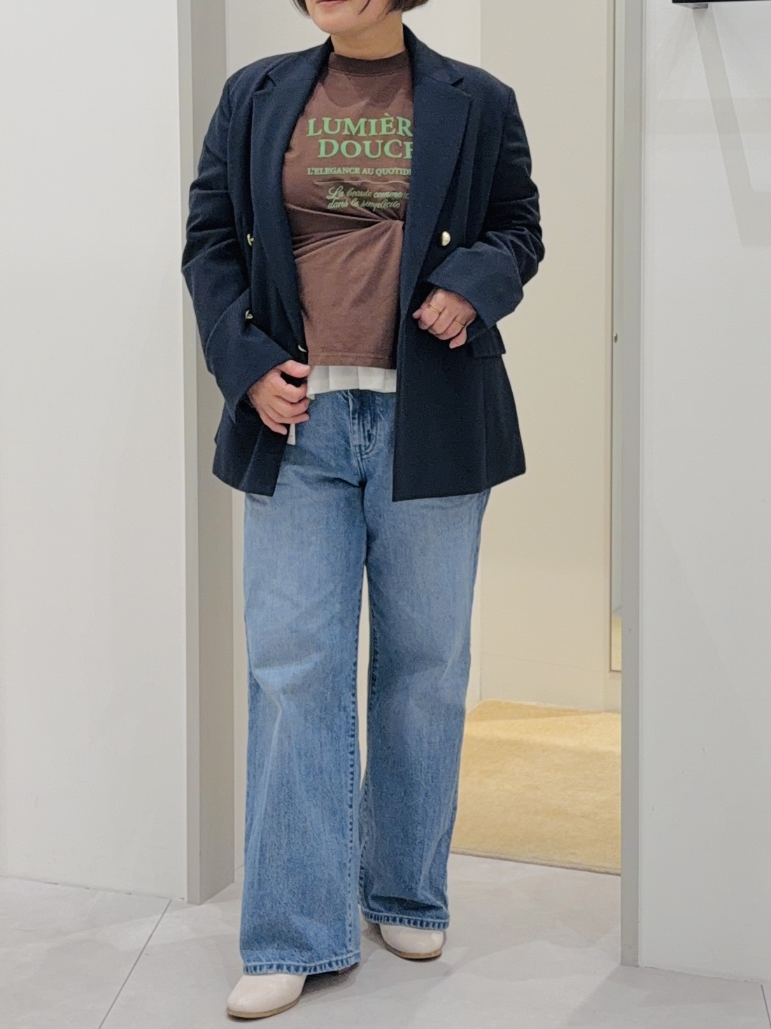 タナさんの「THE SHOP TK｜クラシカルな雰囲気 ダブルブレストジャケット」を使ったコーディネート