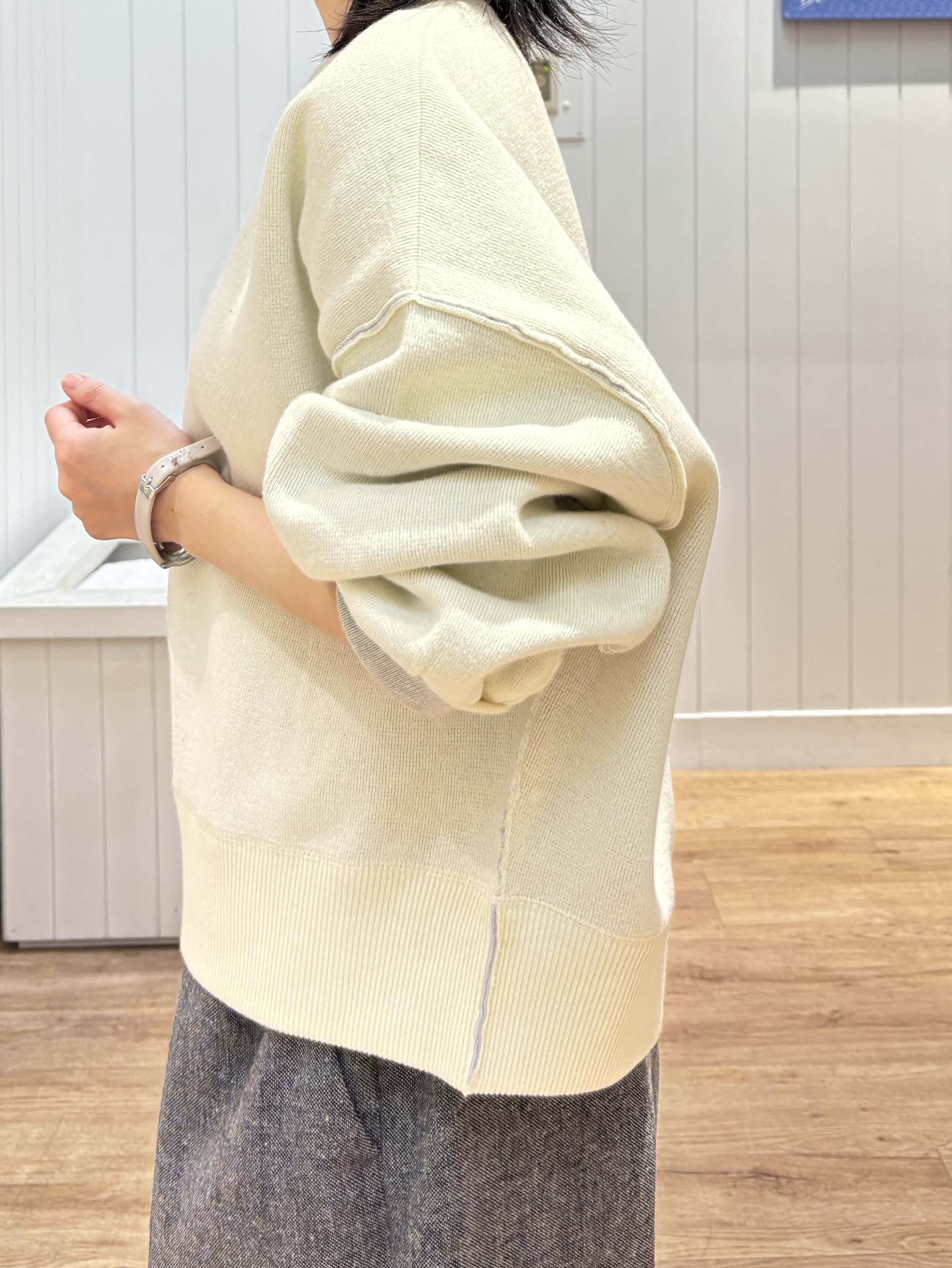 OKADAさんの「Dessin｜【2WAY/洗濯機OK/XS-L】配色リバーシブル コットンジャカード クルーネックニット」を使ったコーディネート