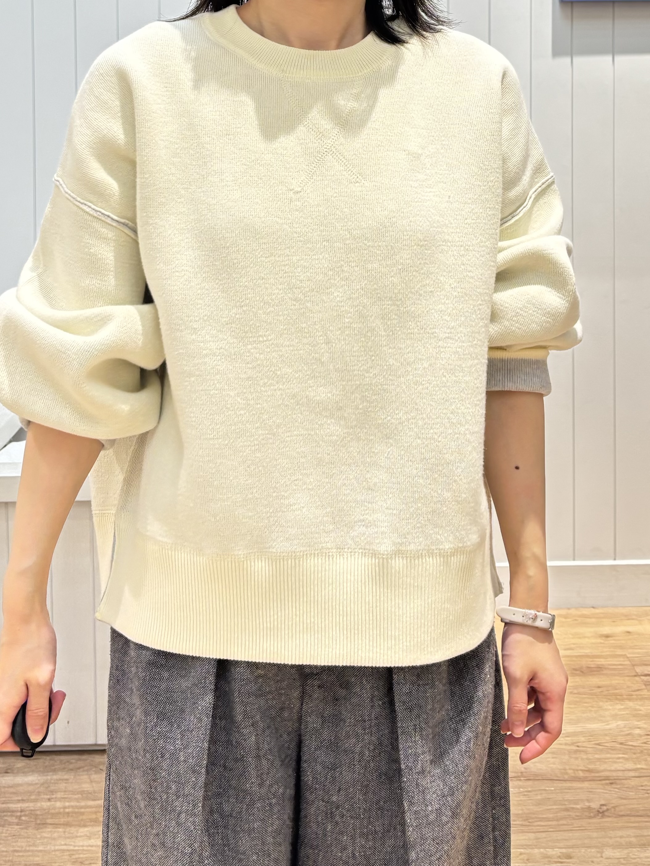 OKADAさんの「Dessin｜【2WAY/洗濯機OK/XS-L】配色リバーシブル コットンジャカード クルーネックニット」を使ったコーディネート