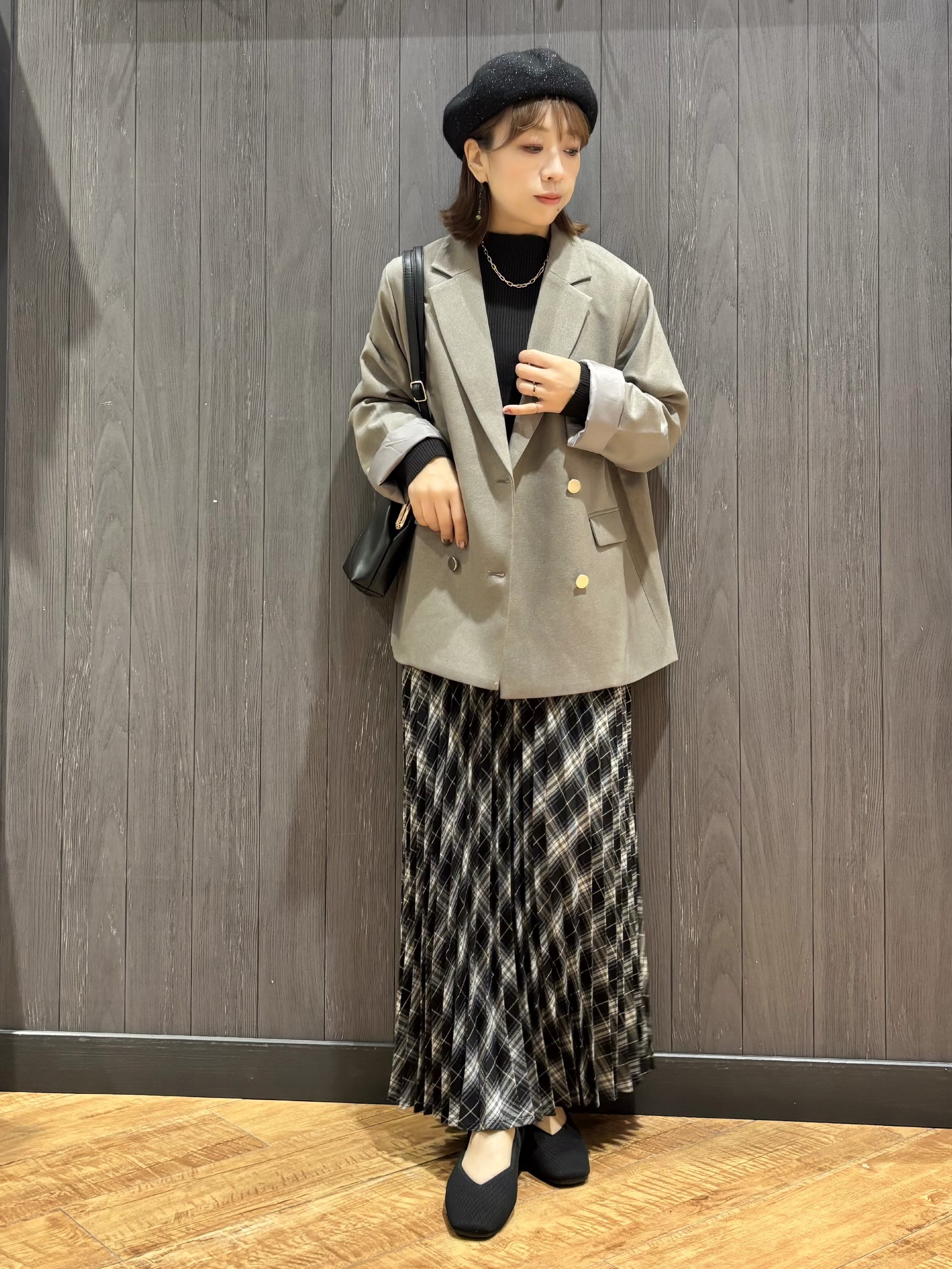 meiさんの「SHOO･LA･RUE｜【セットアップ可/洗濯後しわになりにくい】ウールフィール ダブルジャケット」を使ったコーディネート