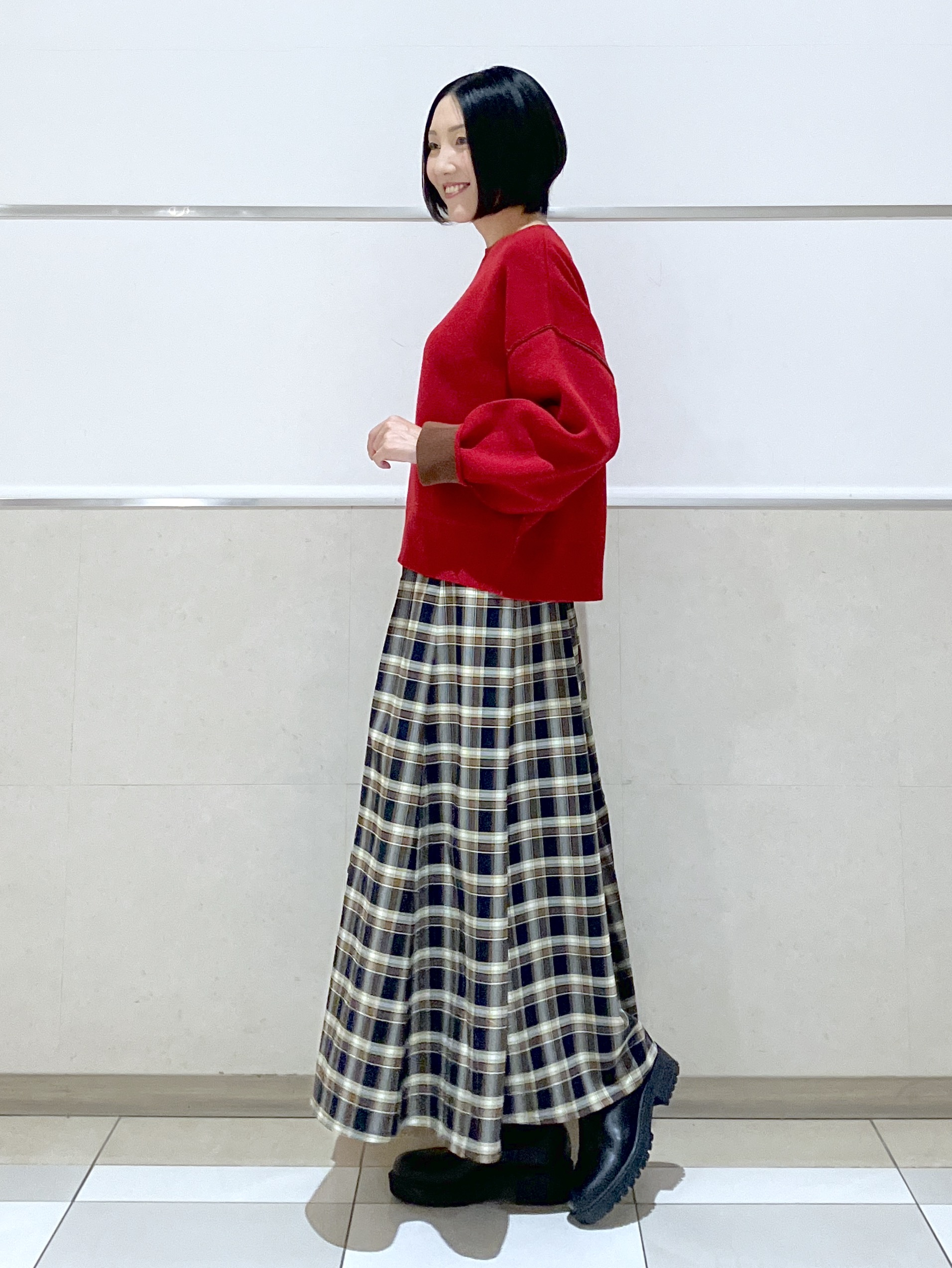 eriko さんの「Dessin｜【2WAY/洗濯機OK/XS-L】配色リバーシブル コットンジャカード クルーネックニット」を使ったコーディネート