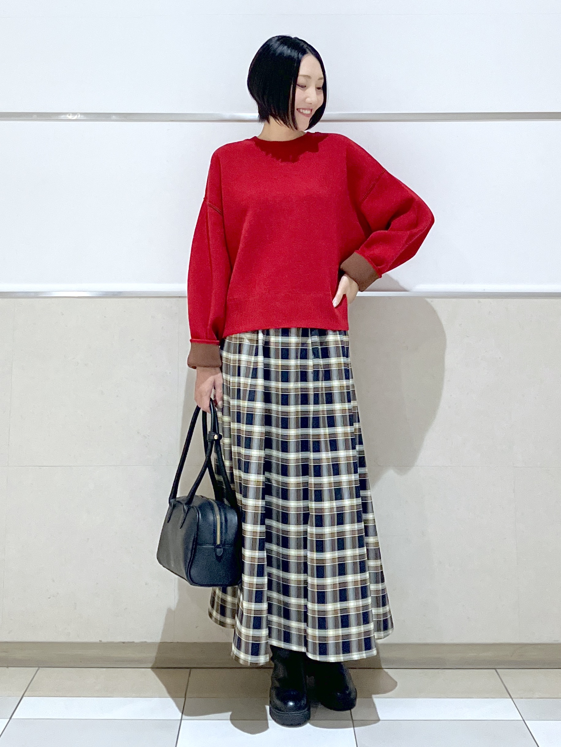 eriko さんの「Dessin｜【2WAY/洗濯機OK/XS-L】配色リバーシブル コットンジャカード クルーネックニット」を使ったコーディネート