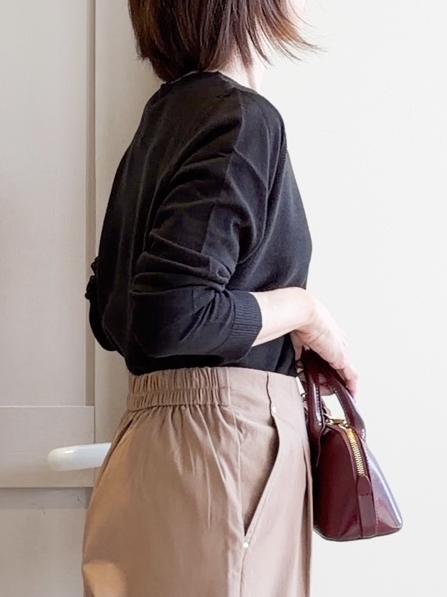 yamakoさんの「grove｜【毛玉軽減・洗濯機OK】キレイが続く ガーターボートネックニット」を使ったコーディネート