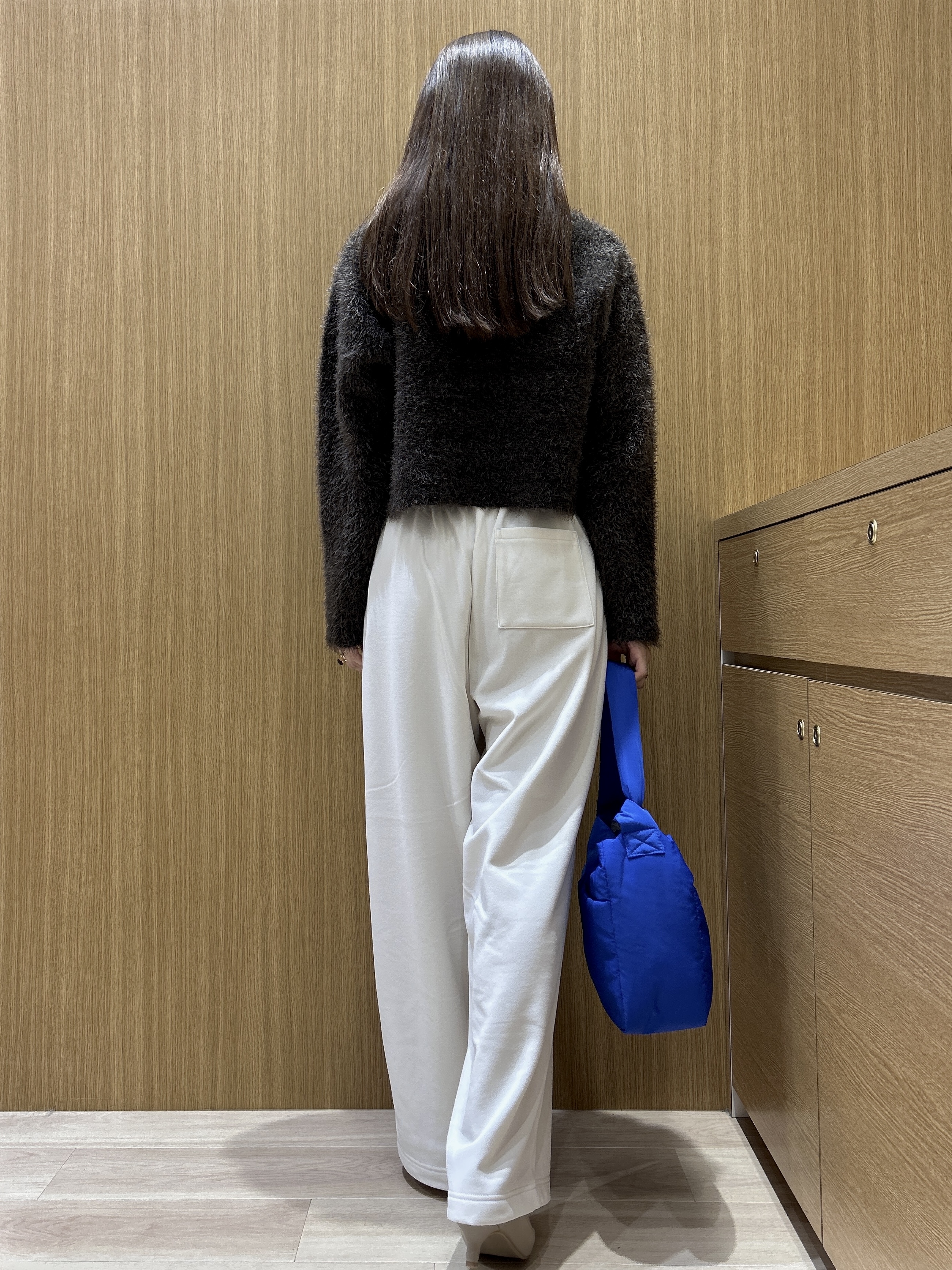 maiさんの「OPAQUE.CLIP｜シャギーショートカーディガン【洗濯機OK】」を使ったコーディネート