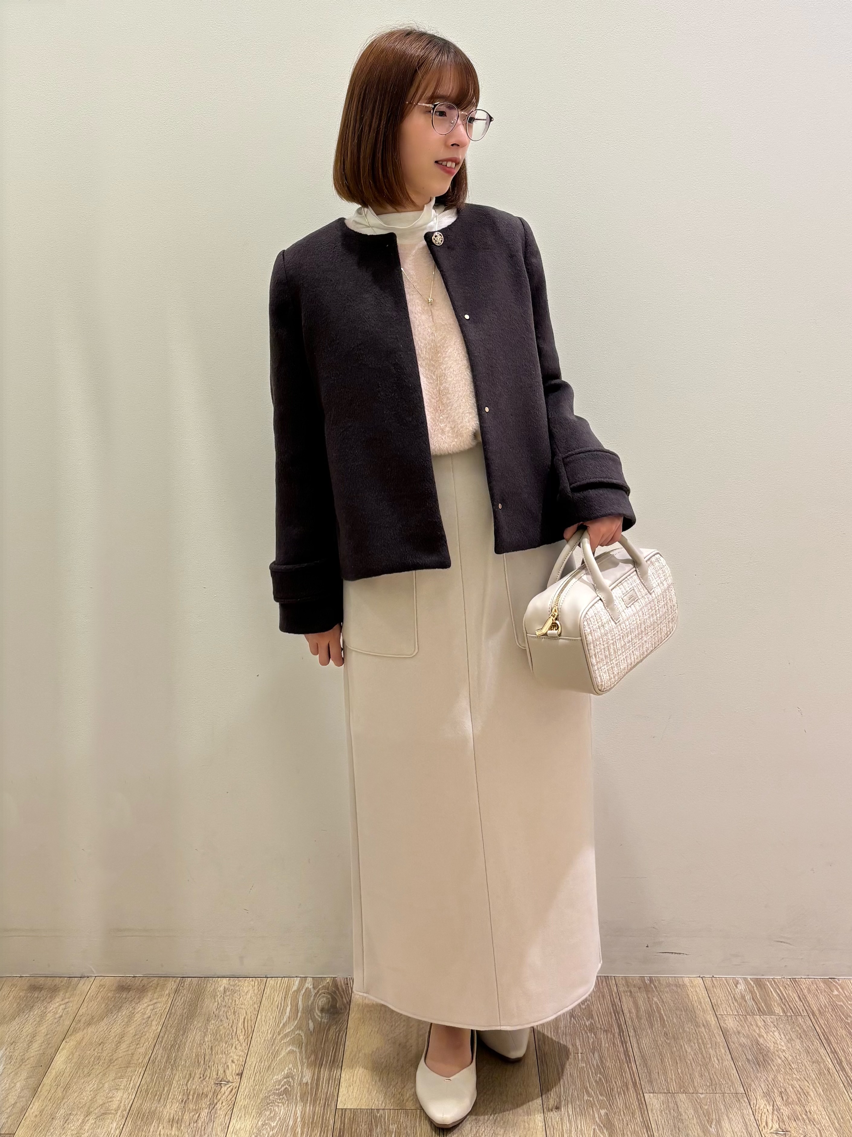 honamiさんの「index｜【植草美幸先生が指南する好印象スタイル】カシミヤ混ノーカラーショートコート」を使ったコーディネート