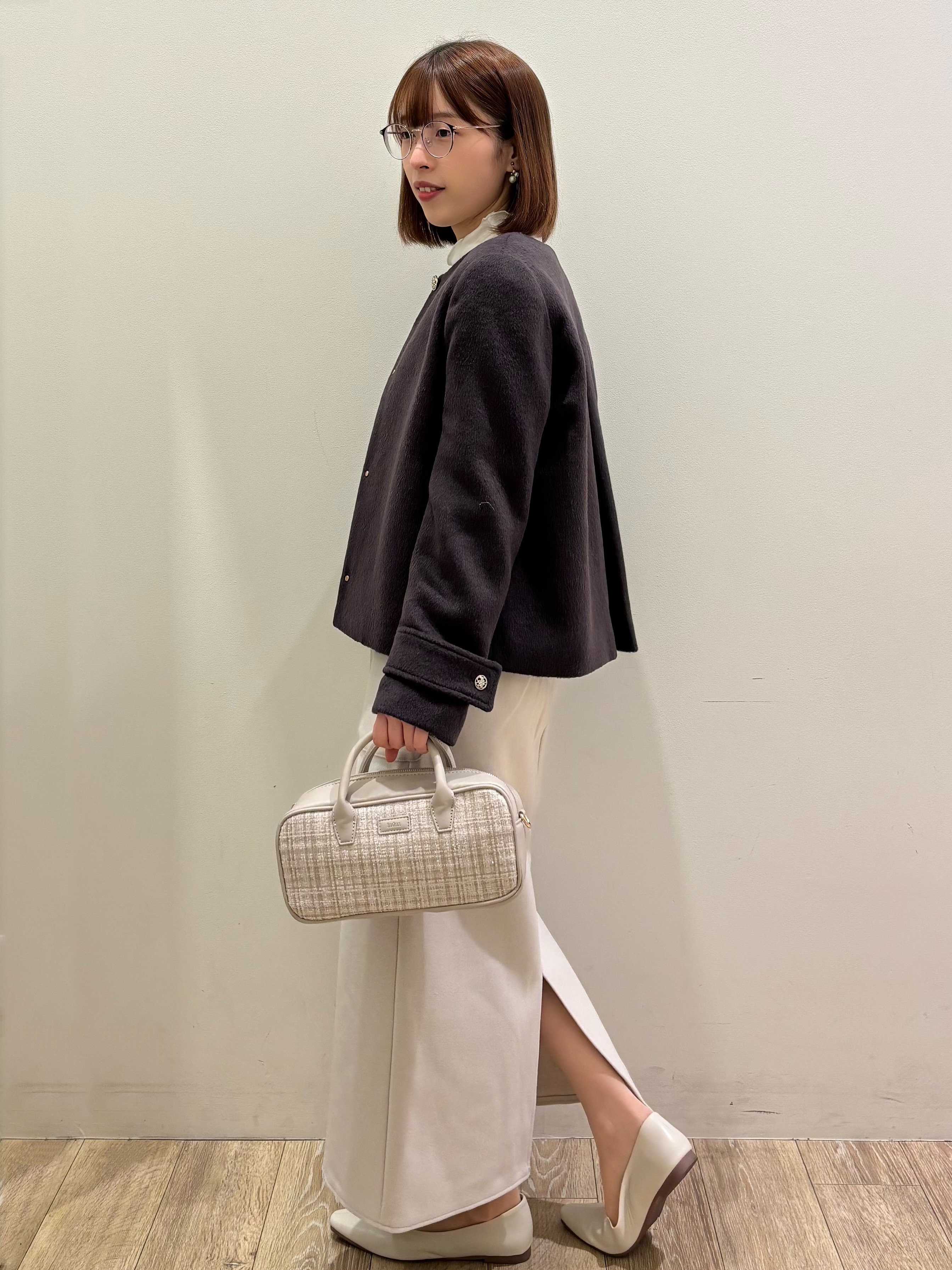 honamiさんの「index｜【植草美幸先生が指南する好印象スタイル】カシミヤ混ノーカラーショートコート」を使ったコーディネート