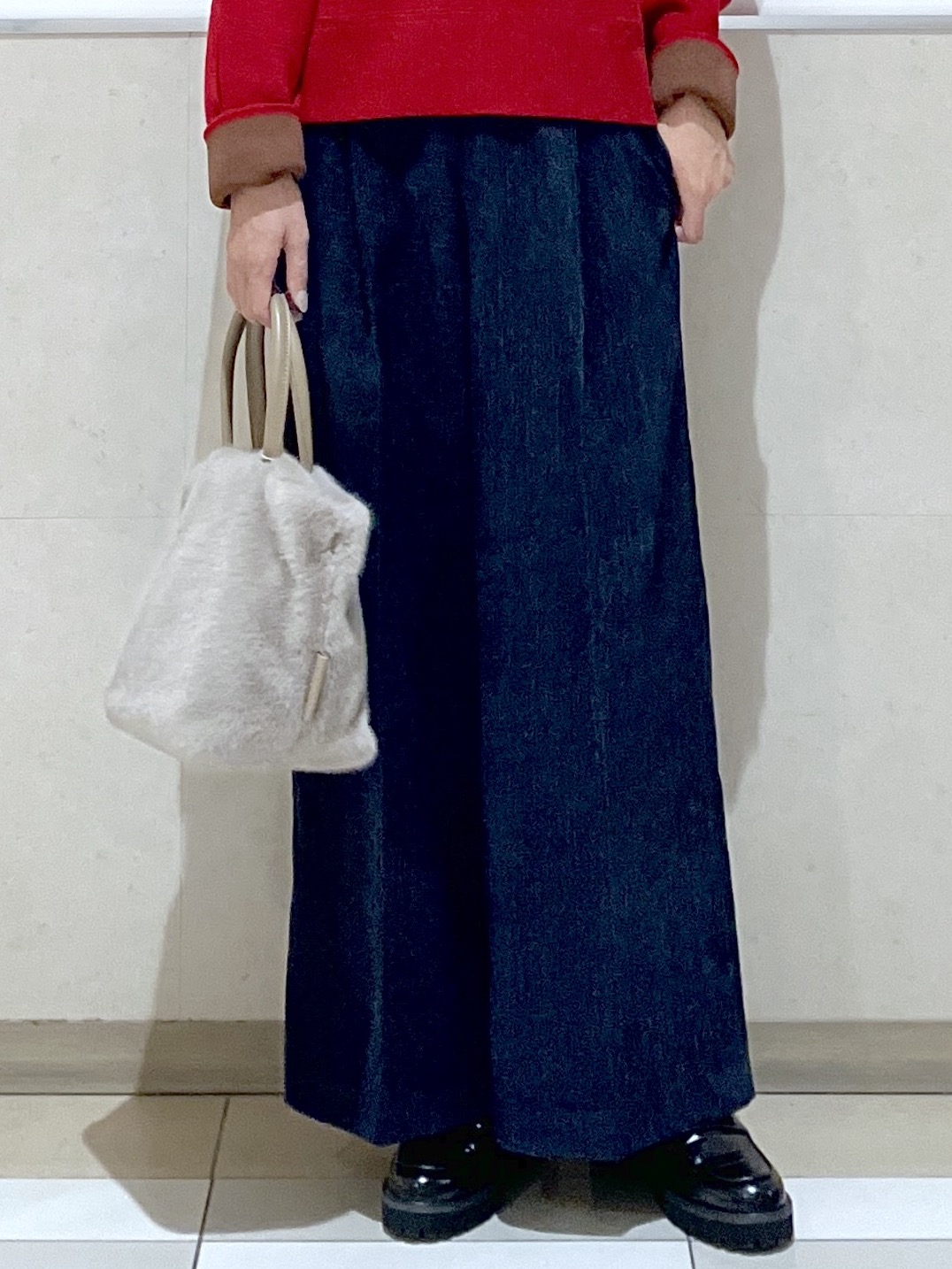eriko さんの「Dessin｜【2WAY/洗濯機OK/XS-L】配色リバーシブル コットンジャカード クルーネックニット」を使ったコーディネート