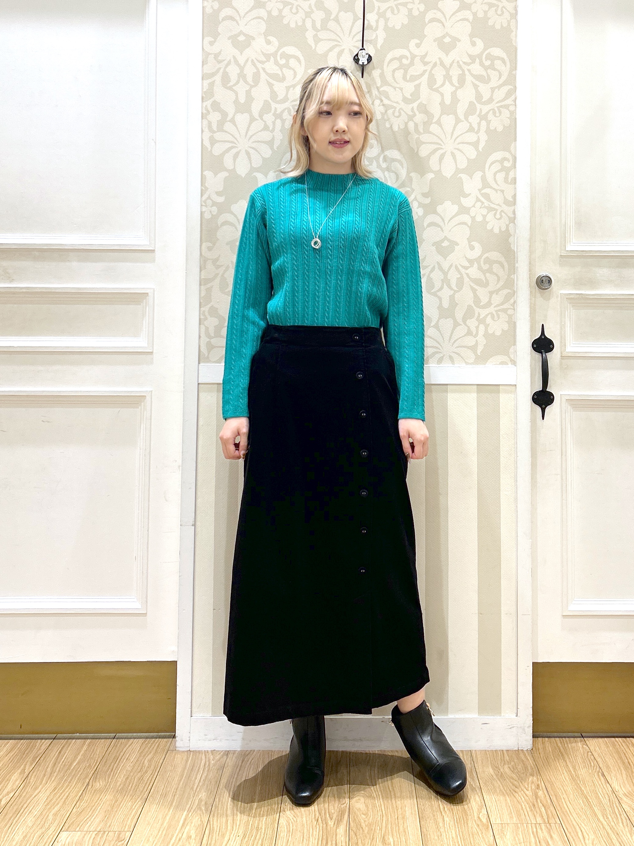 望 愛さんの「grove｜【きれいめに着こなせる】大人のダンボールフードパーカ」を使ったコーディネート
