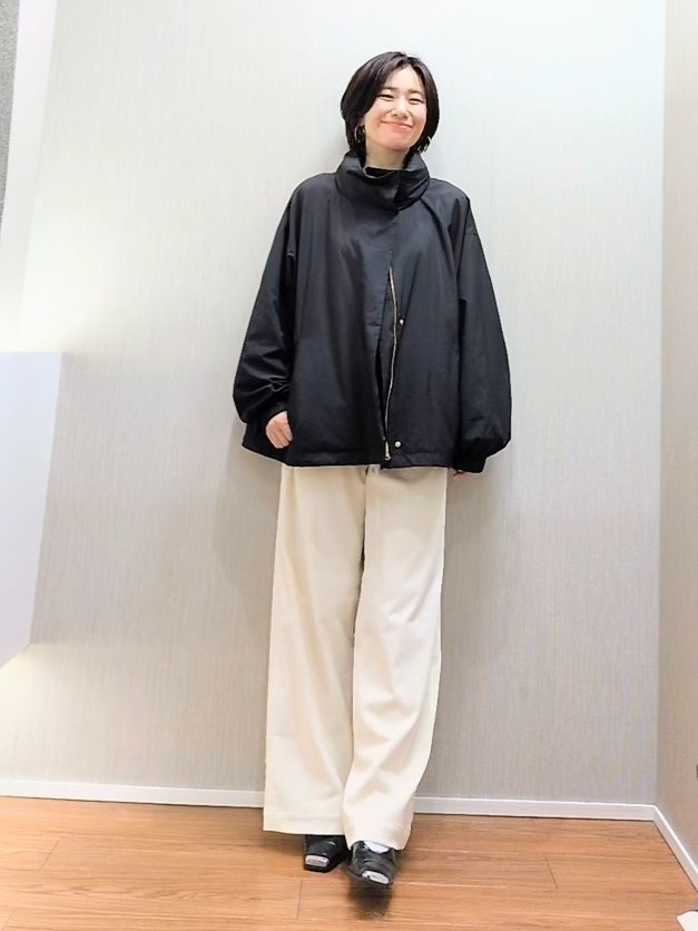 ミズタさんの「UNTITLED｜【撥水/軽アウター/2way】タフタマウンテンパーカー」を使ったコーディネート