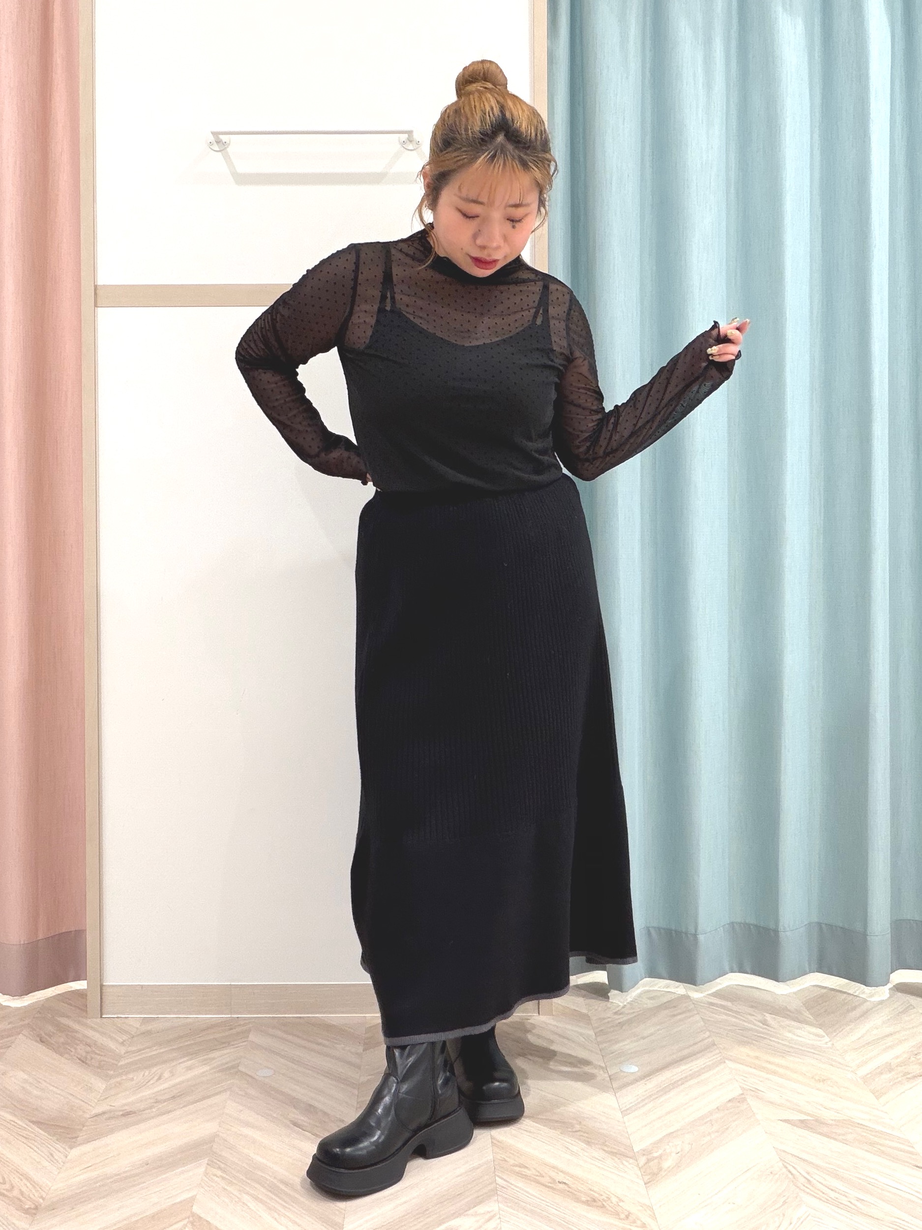 まちゃんなちゃんさんの「SHOO･LA･RUE｜【S-LL/洗濯機可】コーデにプラスするだけで垢抜ける 柄アソートシアーチュールトップス」を使ったコーディネート