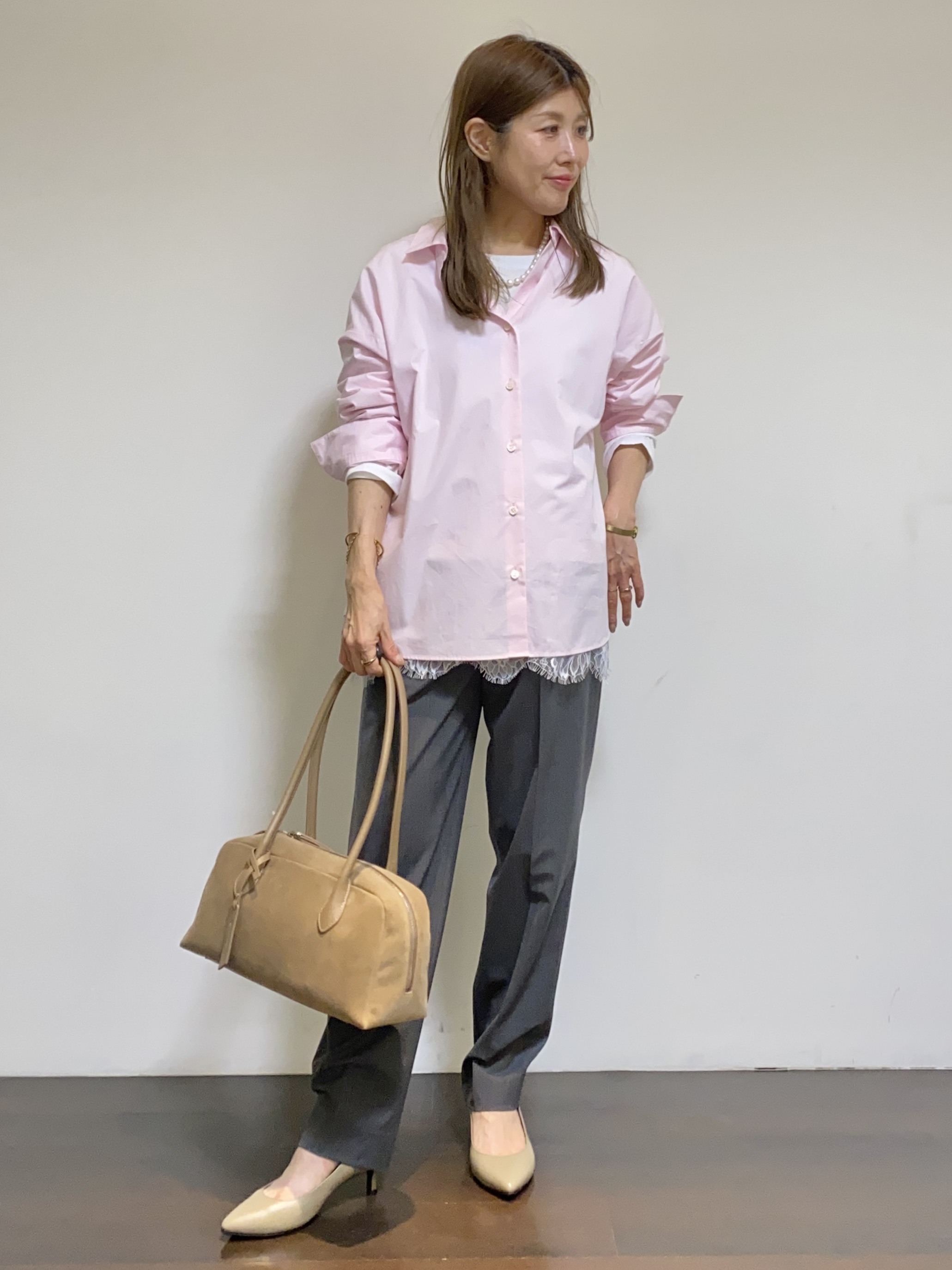 tomoさんの「UNTITLED｜コットンドルマンシャツ」を使ったコーディネート