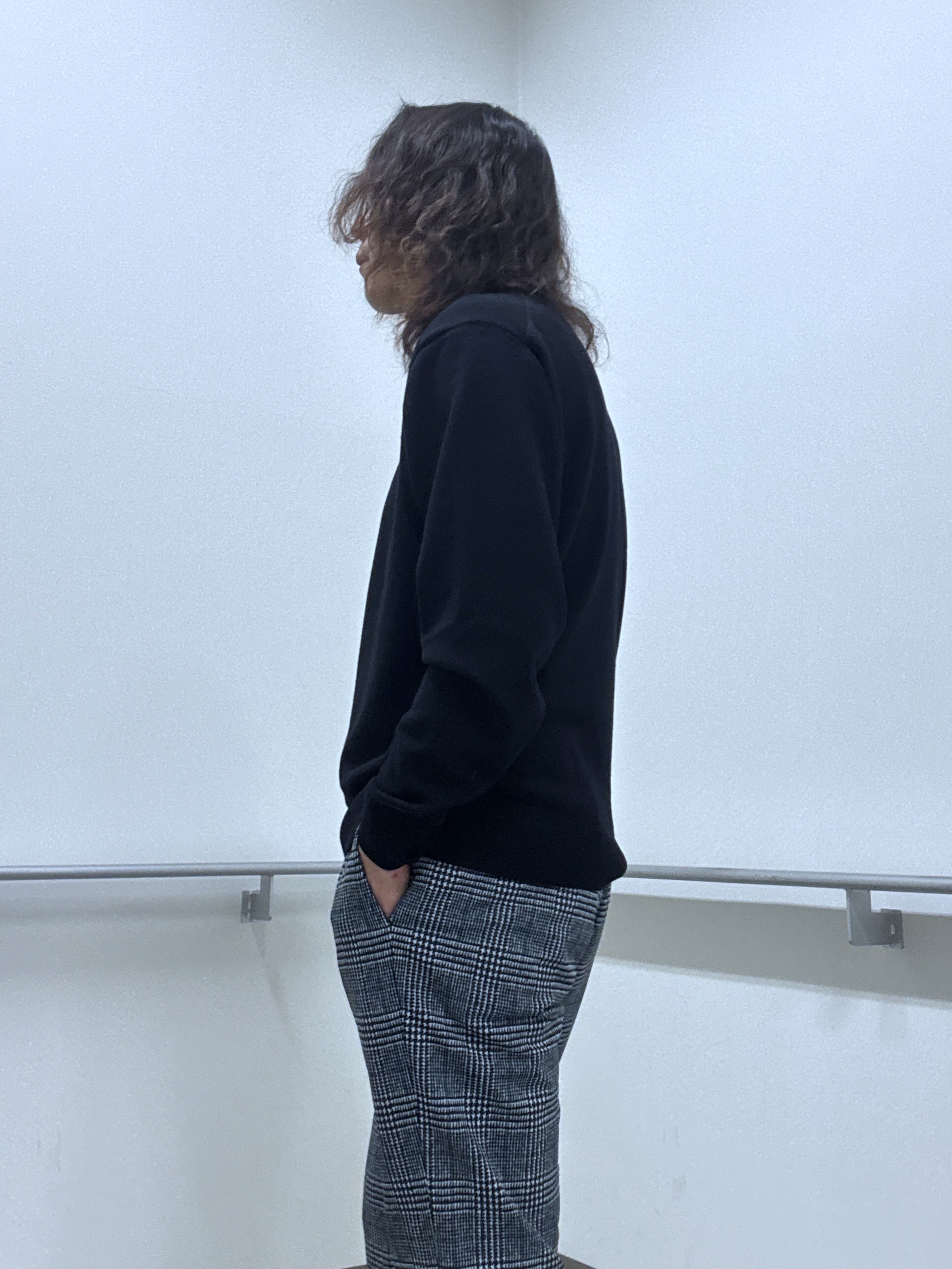おーのさんの「TAKEO KIKUCHI｜【日本製】ワンポイント カラーニット プルオーバー」を使ったコーディネート