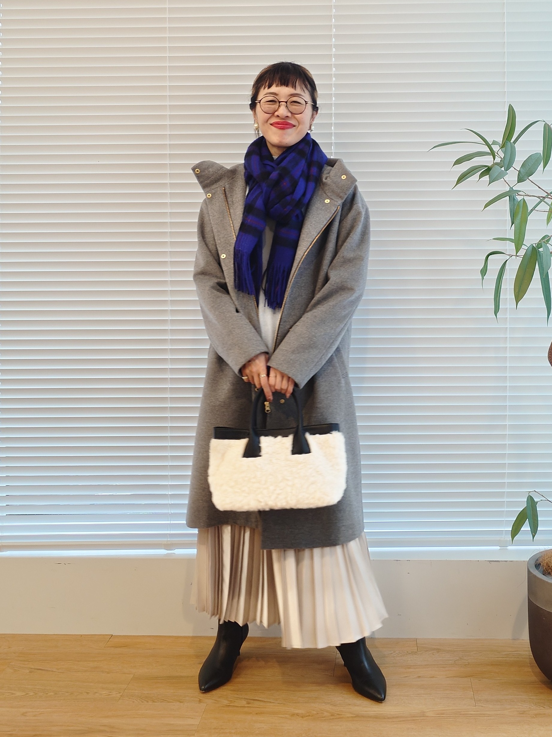 MUTSUKOさんの「UNTITLED｜【アレンジ自在】ロングパール調ネックレス」を使ったコーディネート