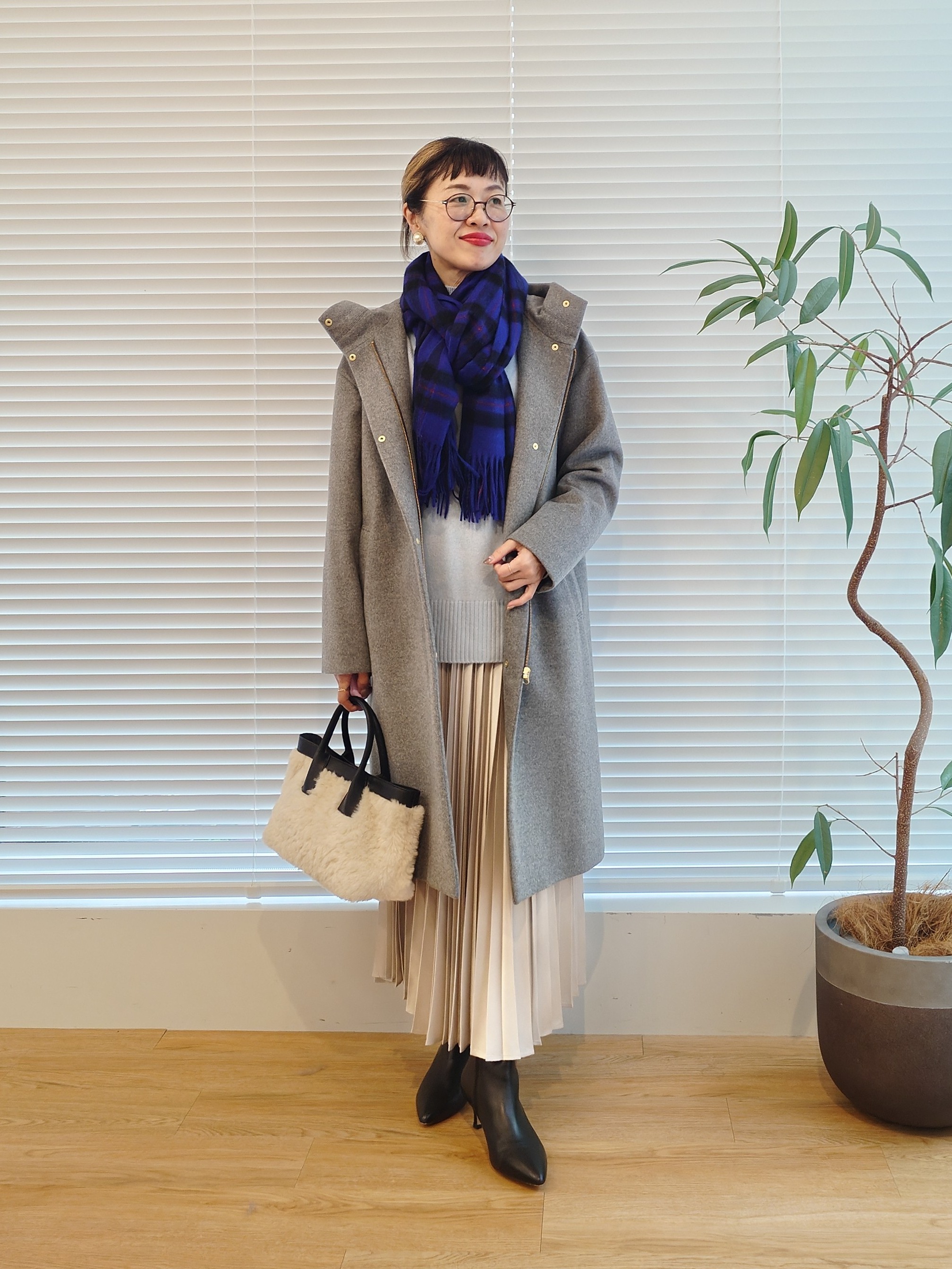 MUTSUKOさんの「UNTITLED｜【アレンジ自在】ロングパール調ネックレス」を使ったコーディネート