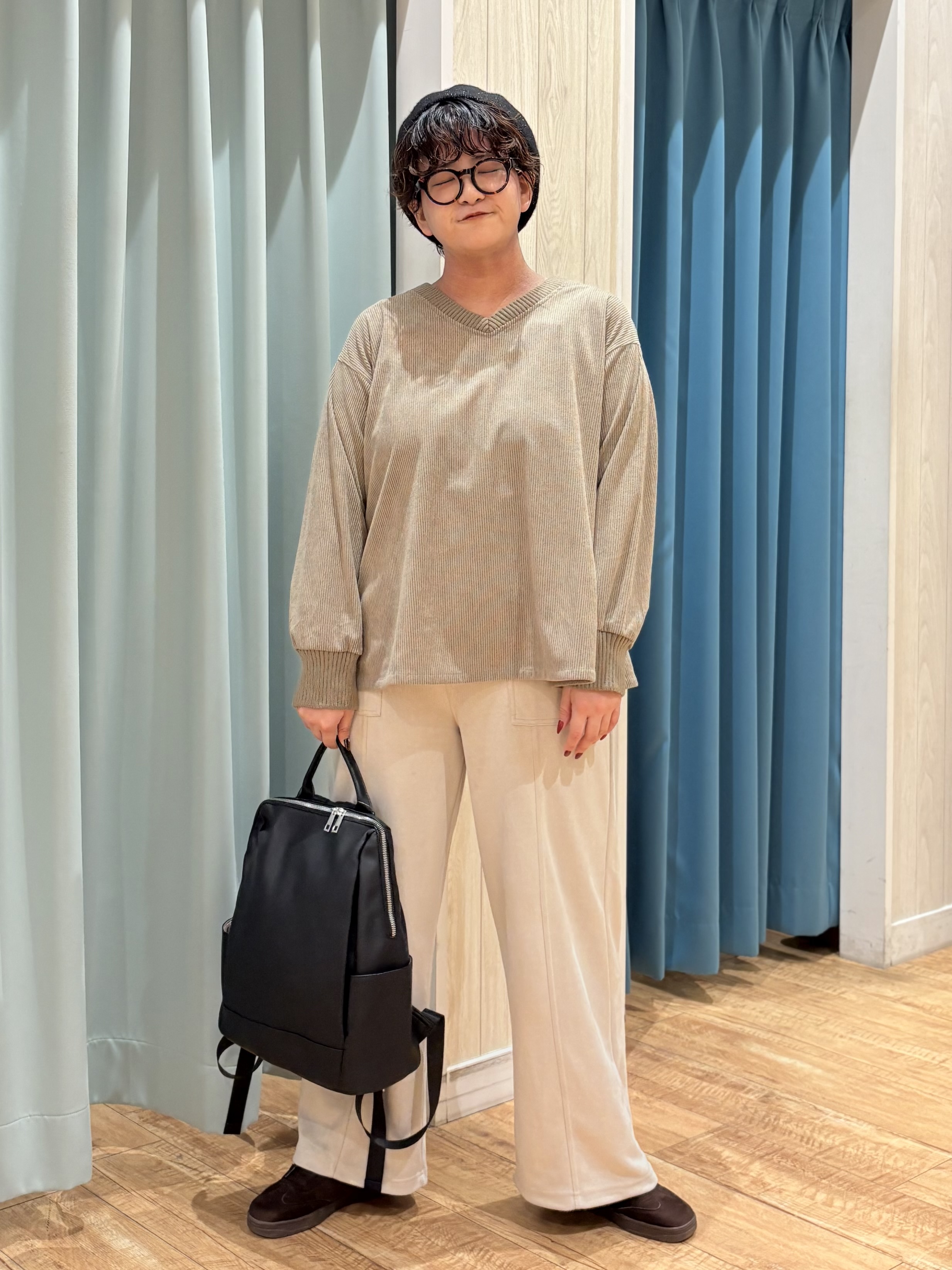 砂糖さんの「SHOO･LA･RUE｜【S-LL/洗濯機可/前後2WAY】大人カジュアルにきまる コーデュロイトップス」を使ったコーディネート