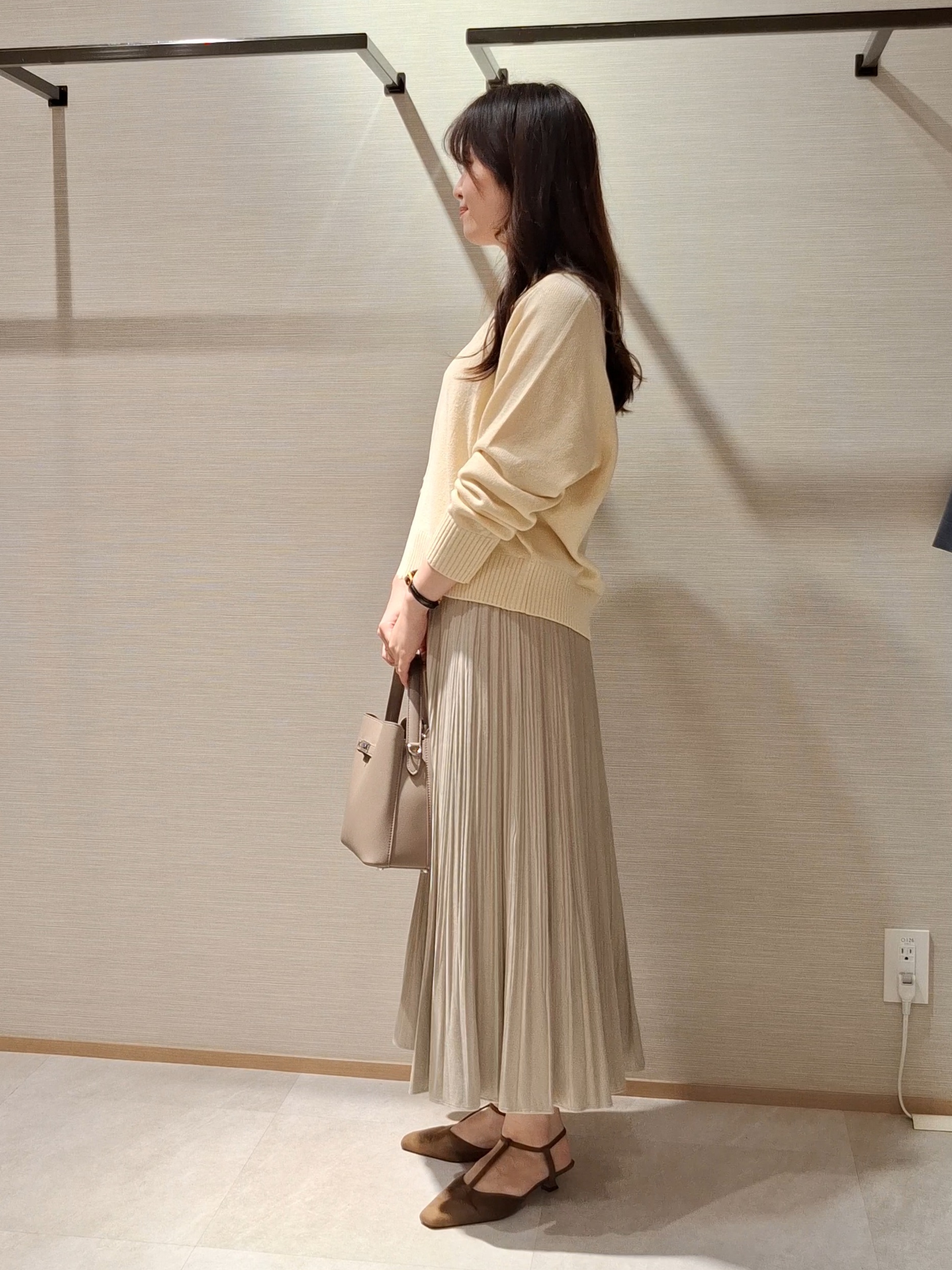 YuKaRiさんの「UNTITLED｜【店頭人気！】杢調ジップカーディガン」を使ったコーディネート