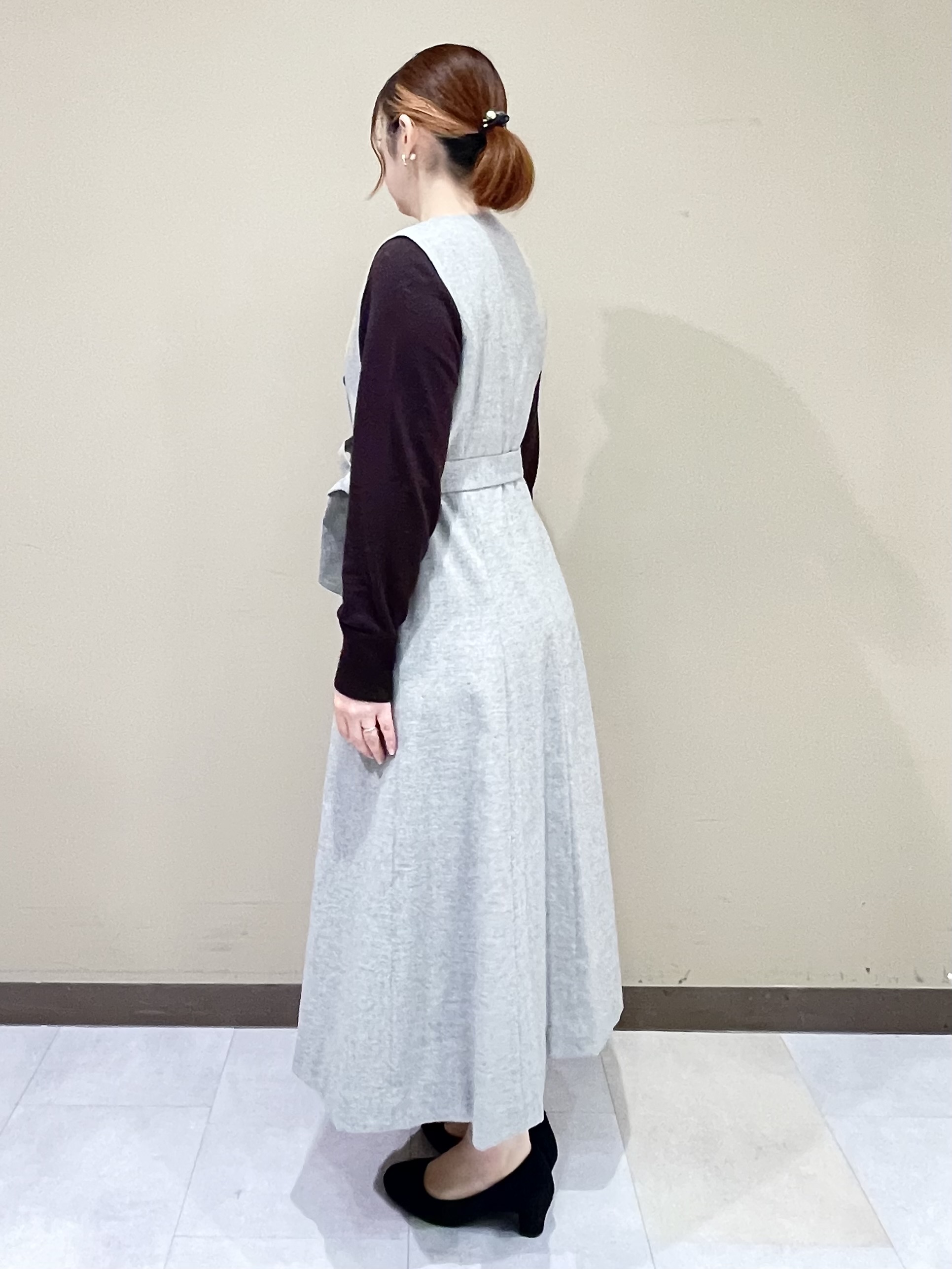 Tomoさんの「UNTITLED｜【きれいに体型カバー/8色展開】Aラインシルエットニットプルオーバー」を使ったコーディネート