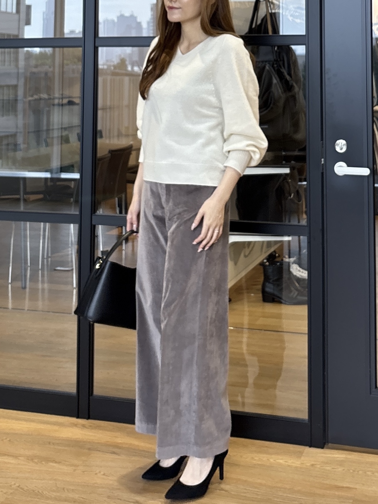 sayaさんの「UNTITLED｜【軽やかな柔らかさ】コーデュロイワイドパンツ」を使ったコーディネート