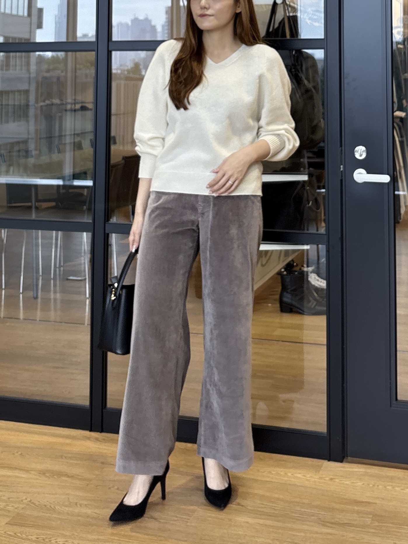 sayaさんの「UNTITLED｜【軽やかな柔らかさ】コーデュロイワイドパンツ」を使ったコーディネート