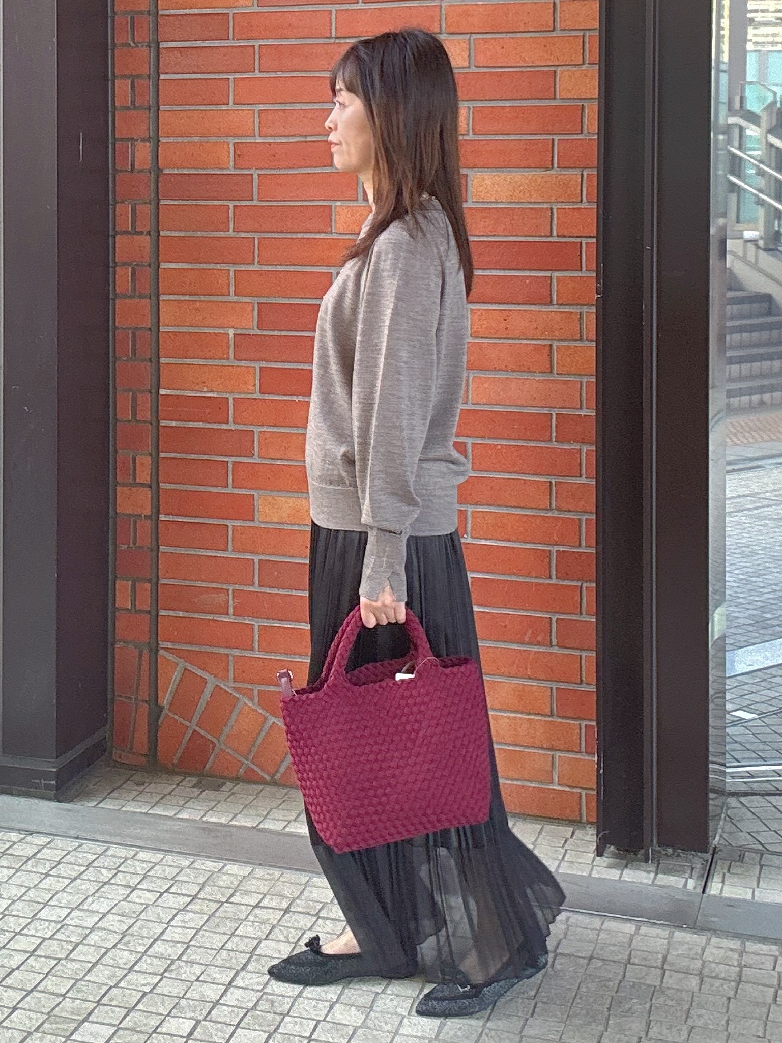 makiさんの「UNTITLED｜【アンサンブル可能/オンオフ使える】シルクウールカシミヤプルオーバー」を使ったコーディネート